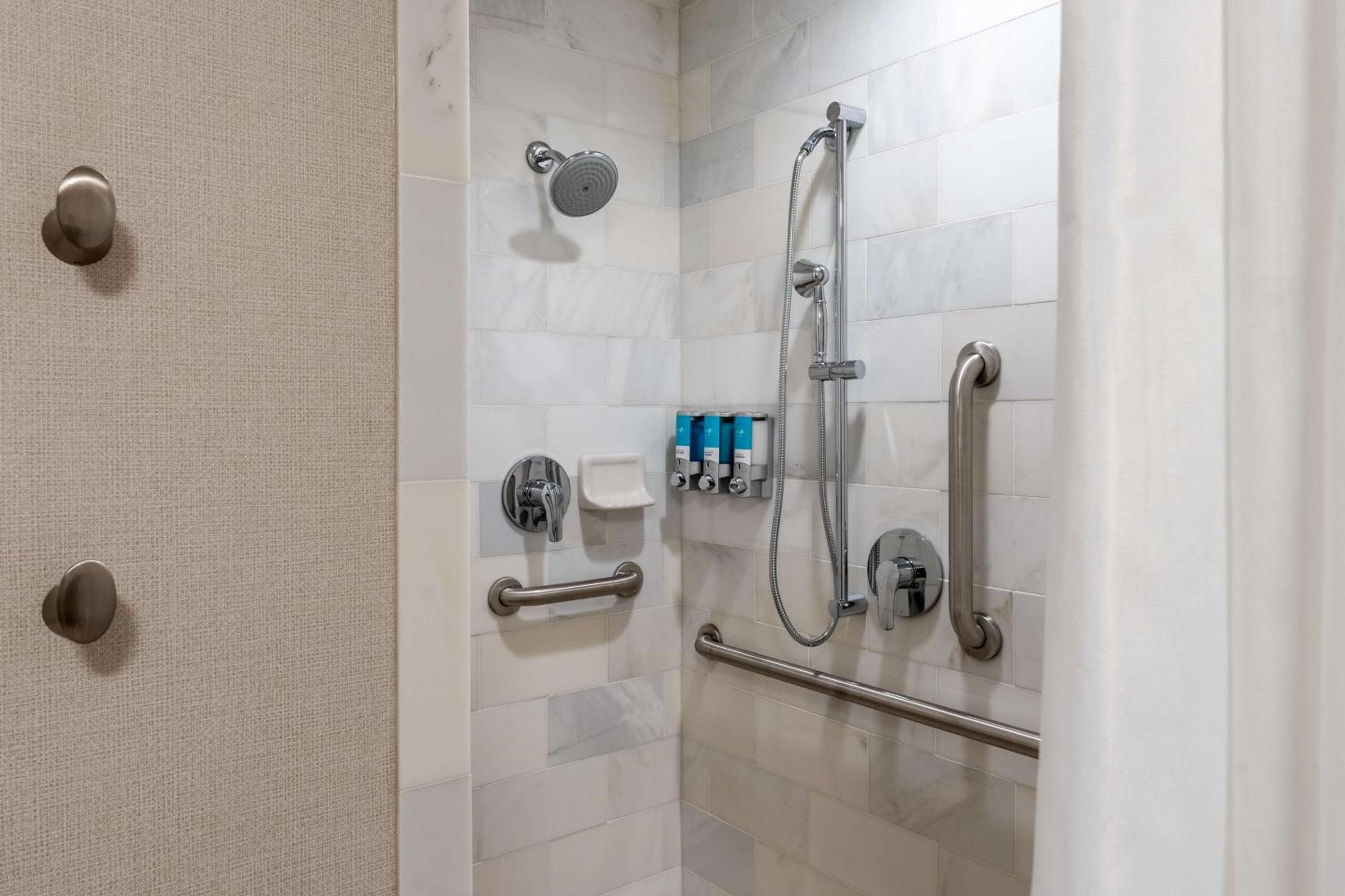 Drury Plaza Hotel Dallas Arlington