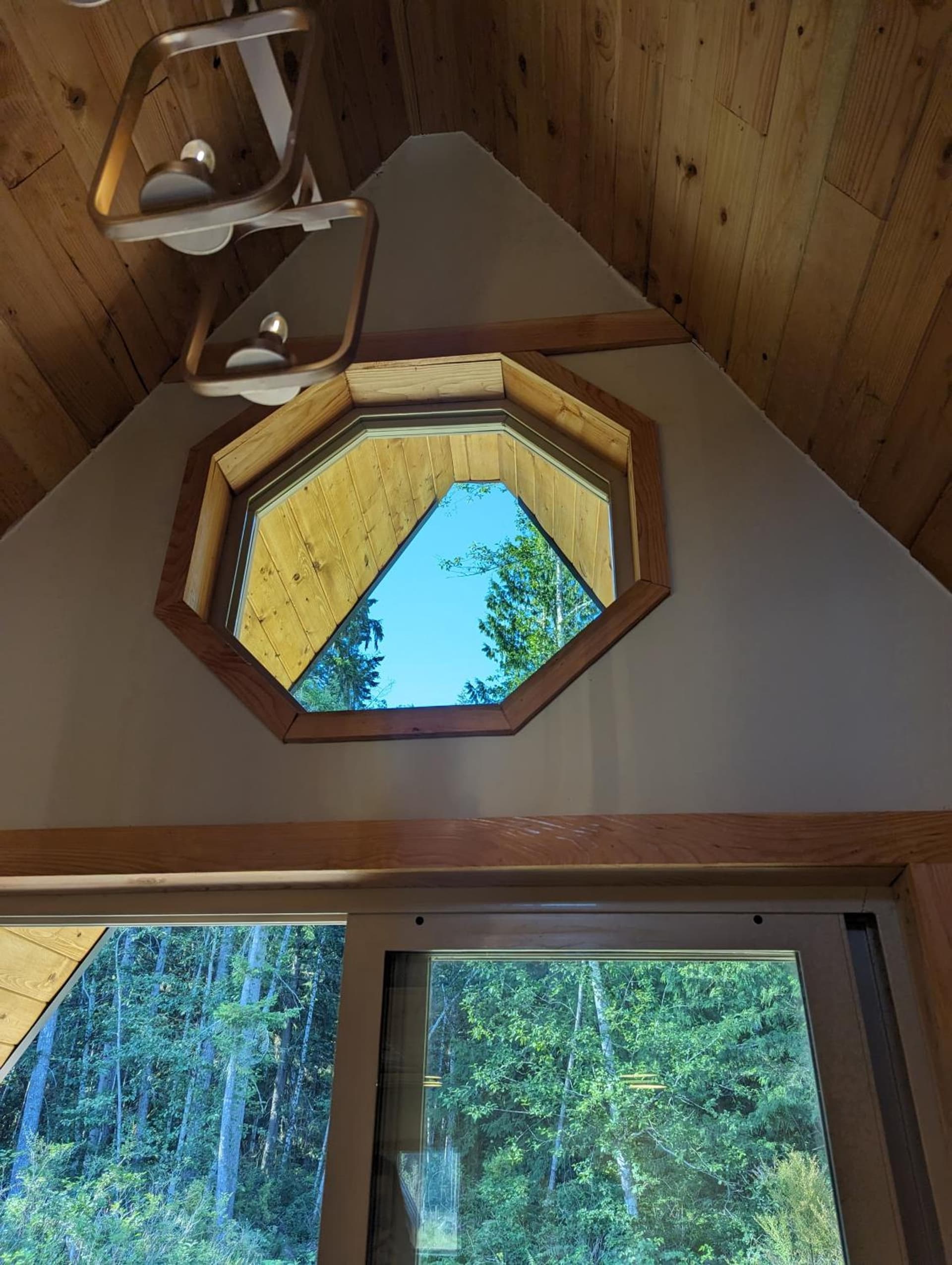 Golden Rings Cabin on Homestead w Hot Tub