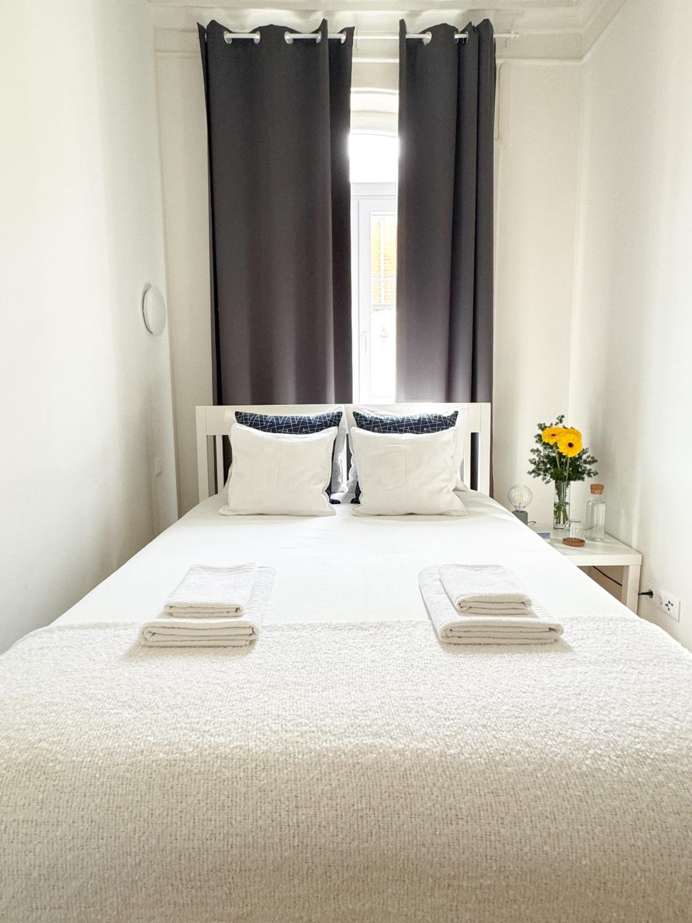 Large apartment on Rua Augusta
