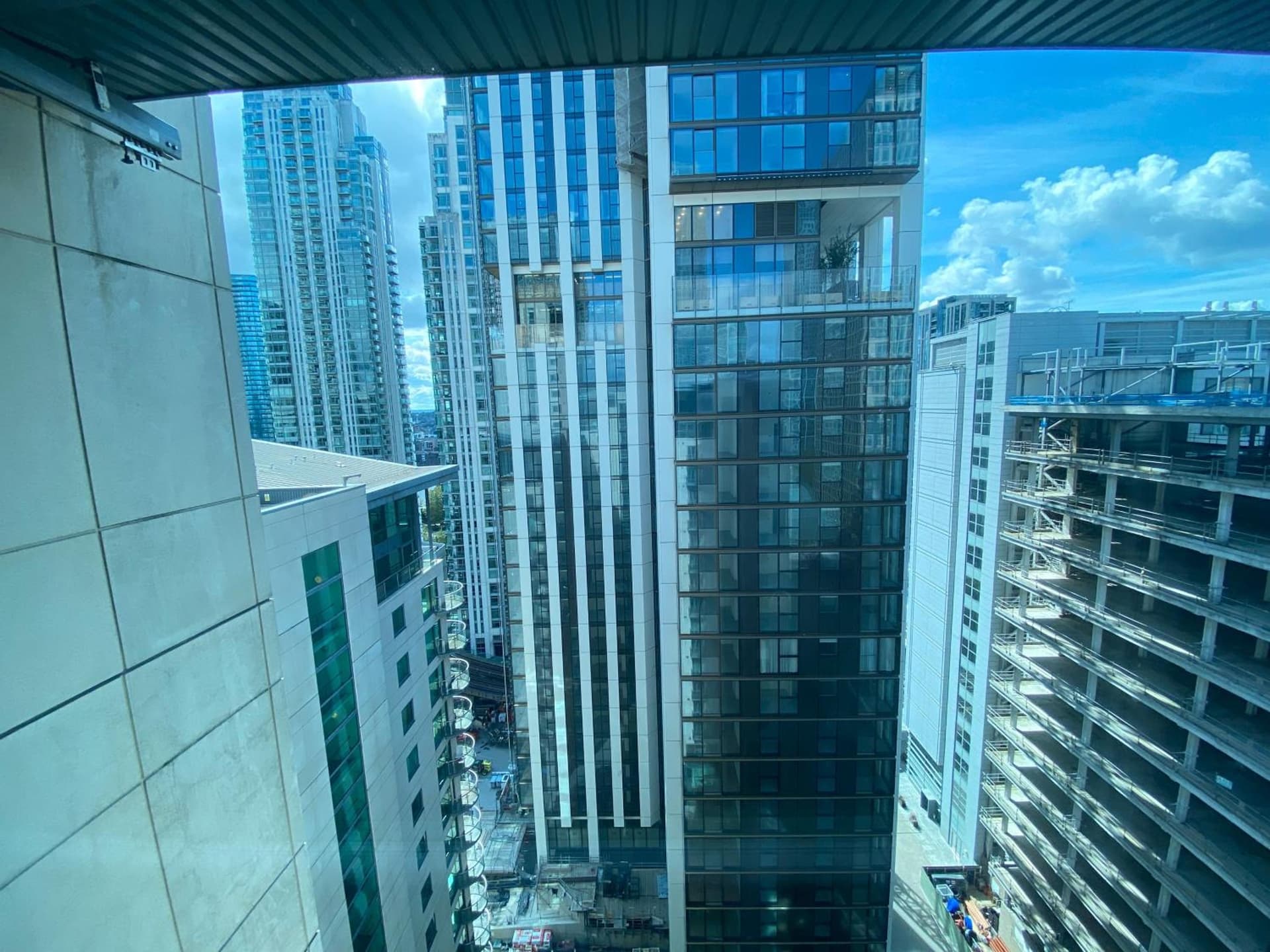 Horizon Canary Wharf Apartments