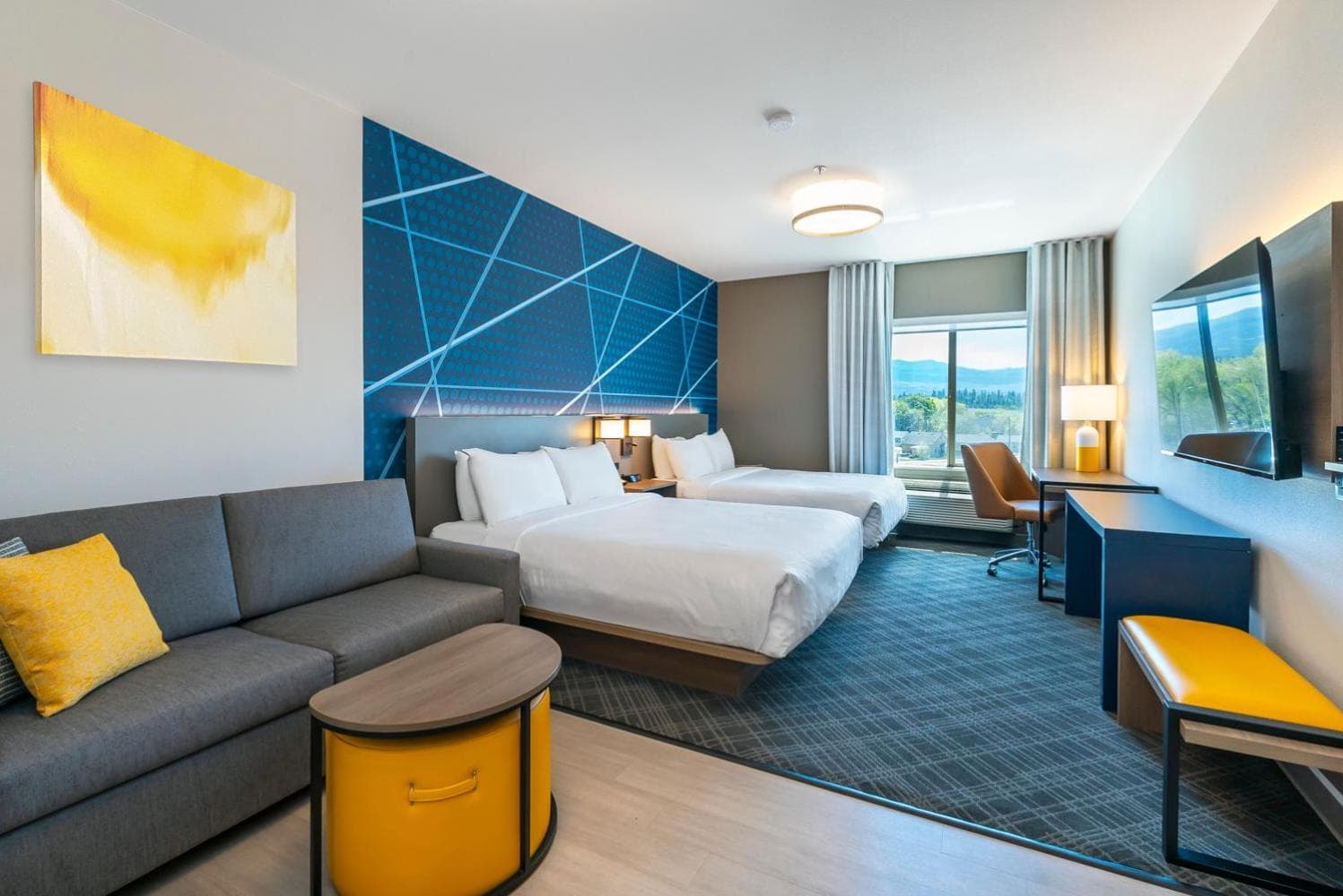 Comfort Suites Kelowna