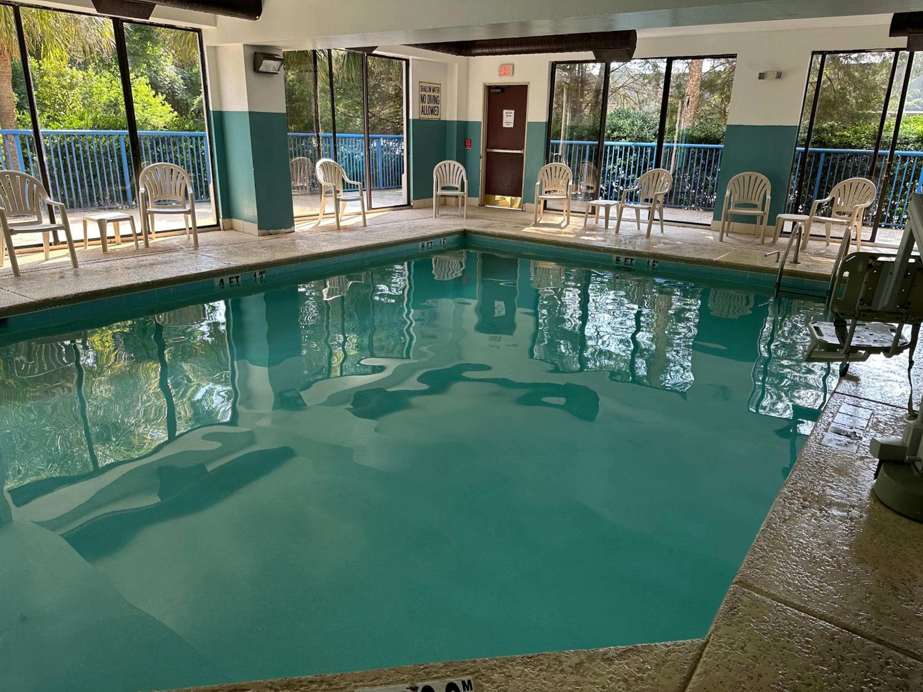Country Inn & Suites by Radisson, Murrells Inlet, SC
