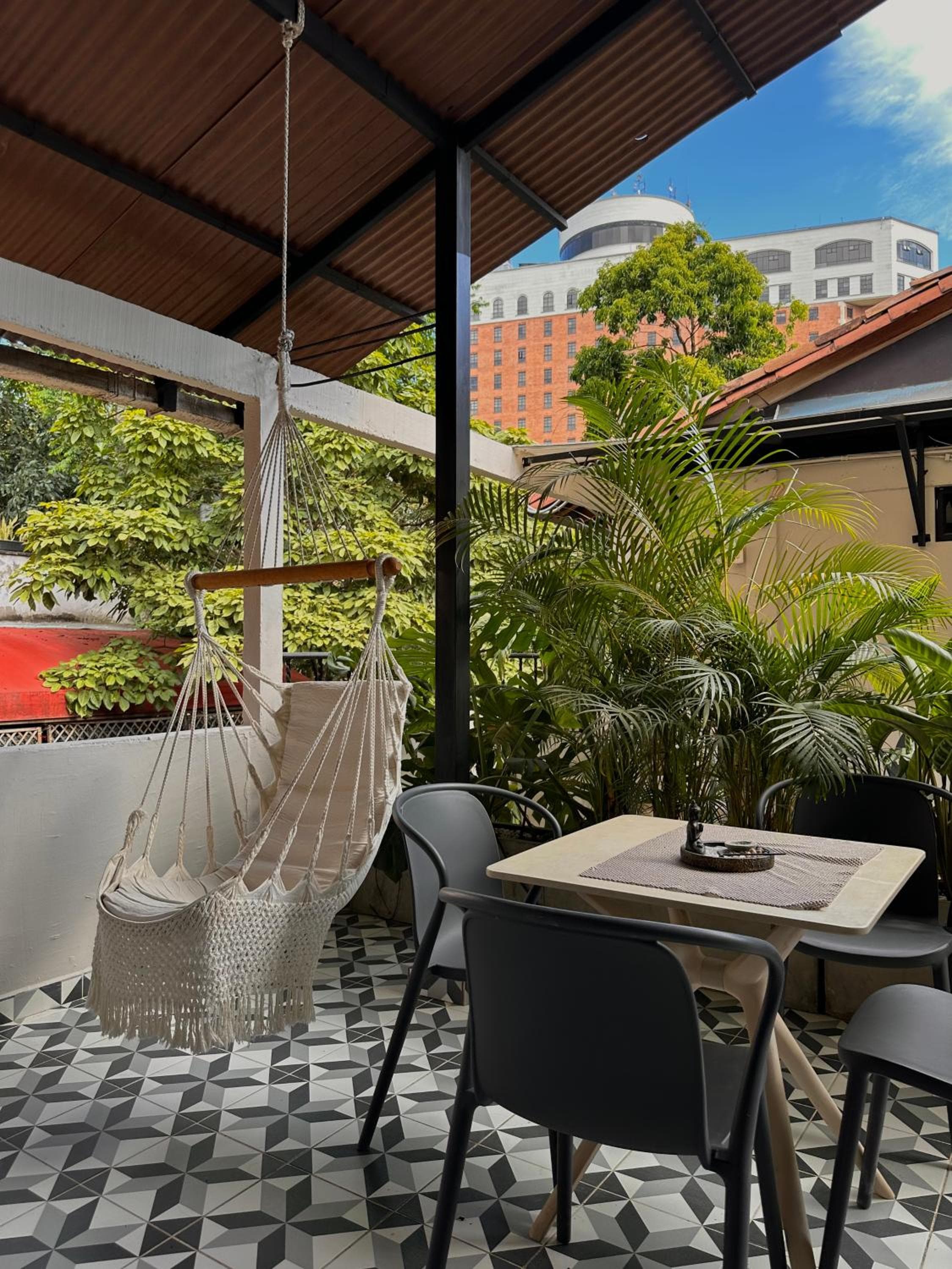 HOTEL BALI AT POBLADO