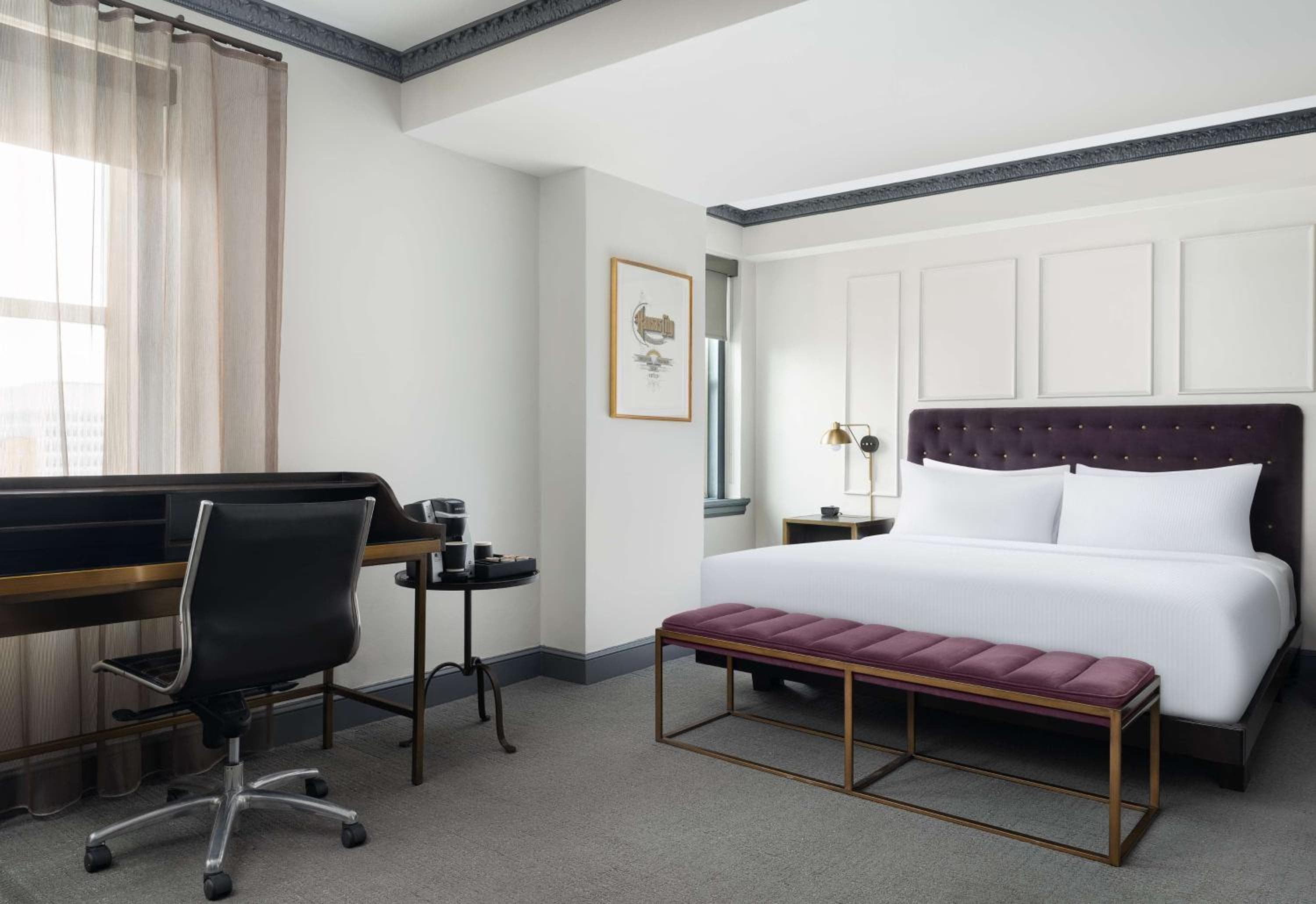 Hotel Phillips Kansas City, Curio Collection By Hilton