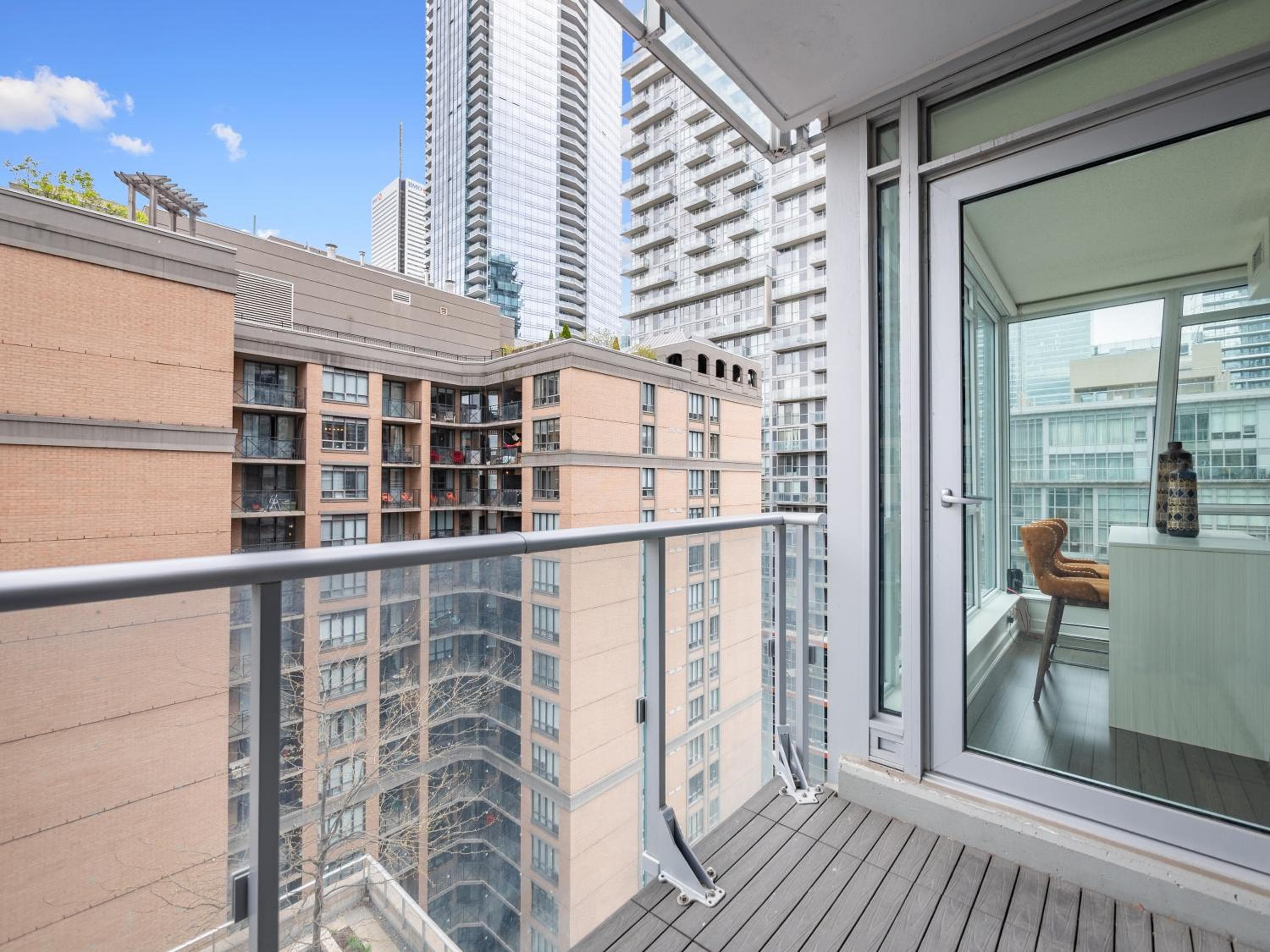 Presidential Two Bedroom Suite - Downtown Toronto