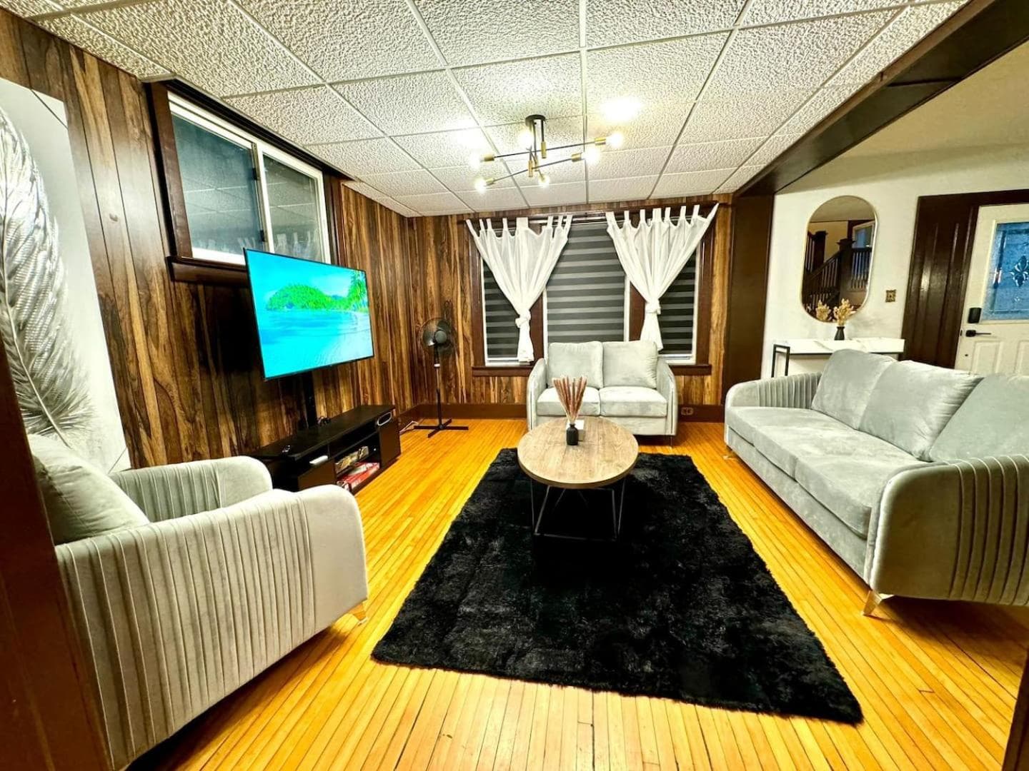 Chatham Retreat - 40 Off - New Listing