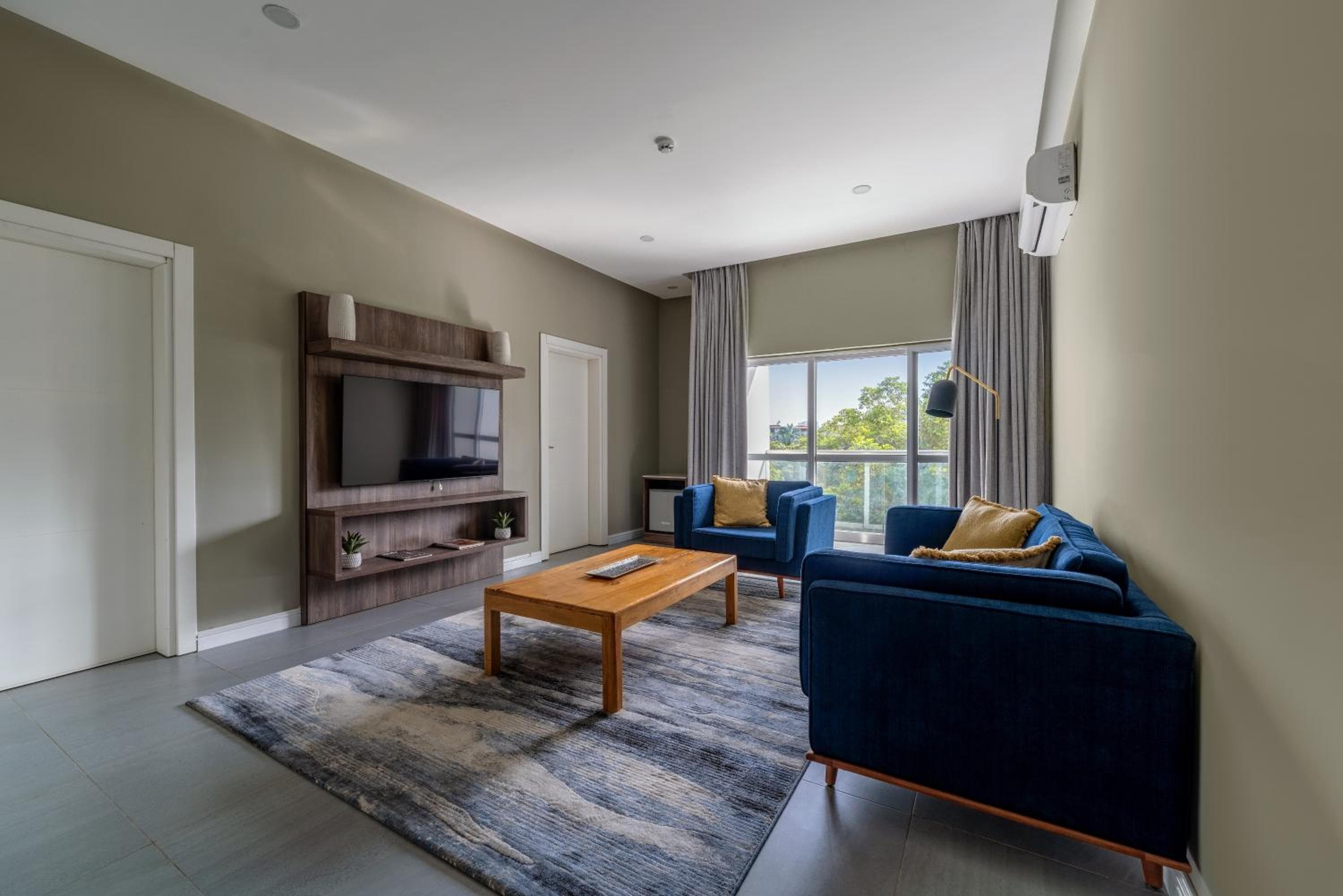 Central Hotel Ridge