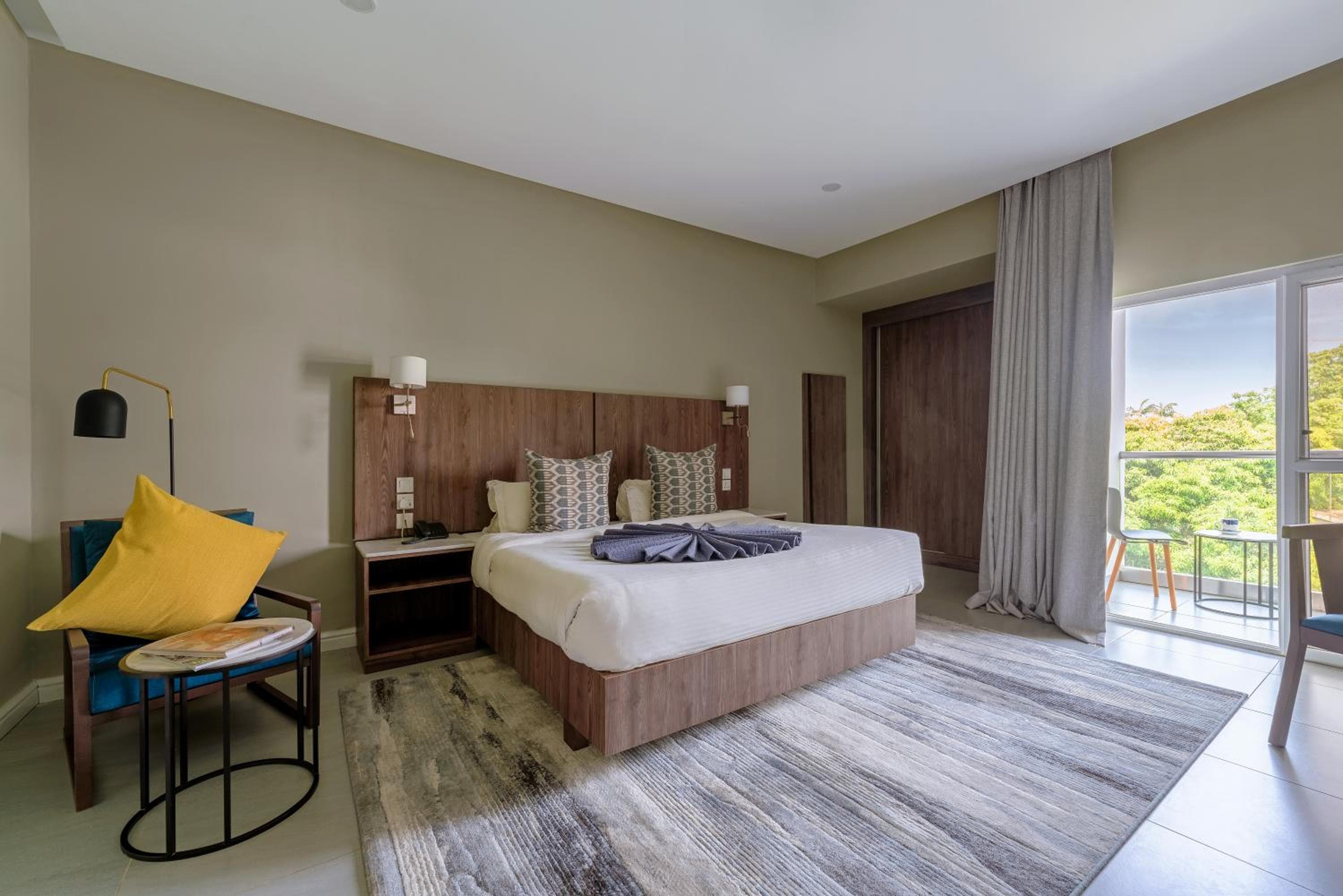 Central Hotel Ridge