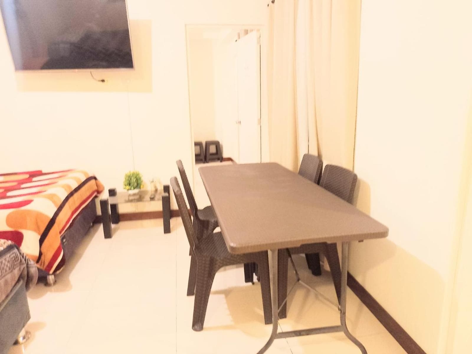 Heart of Lima, Miniapartment Groups, Family, Couples