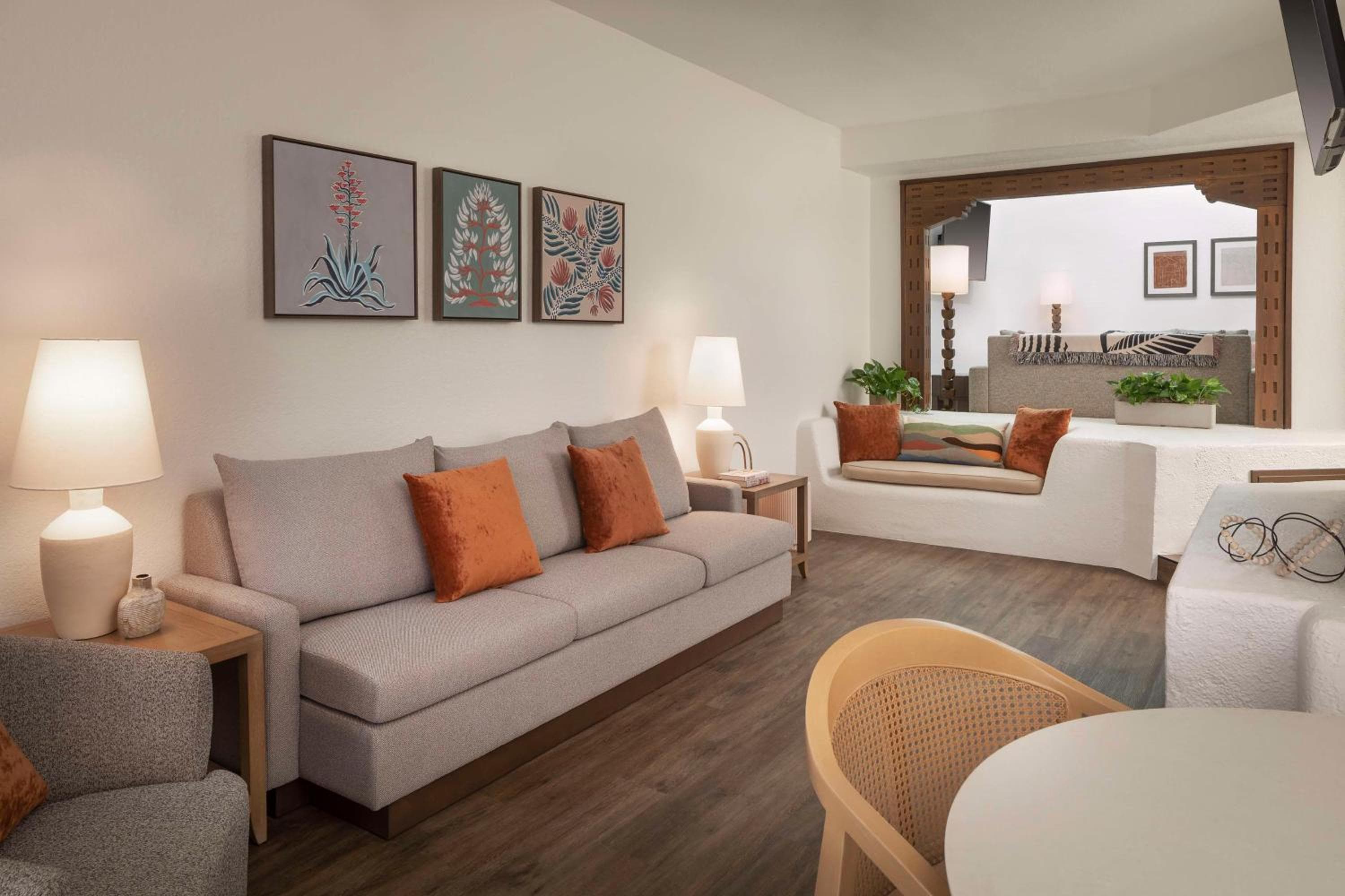 The Scottsdale Resort & Spa, Curio Collection by Hilton