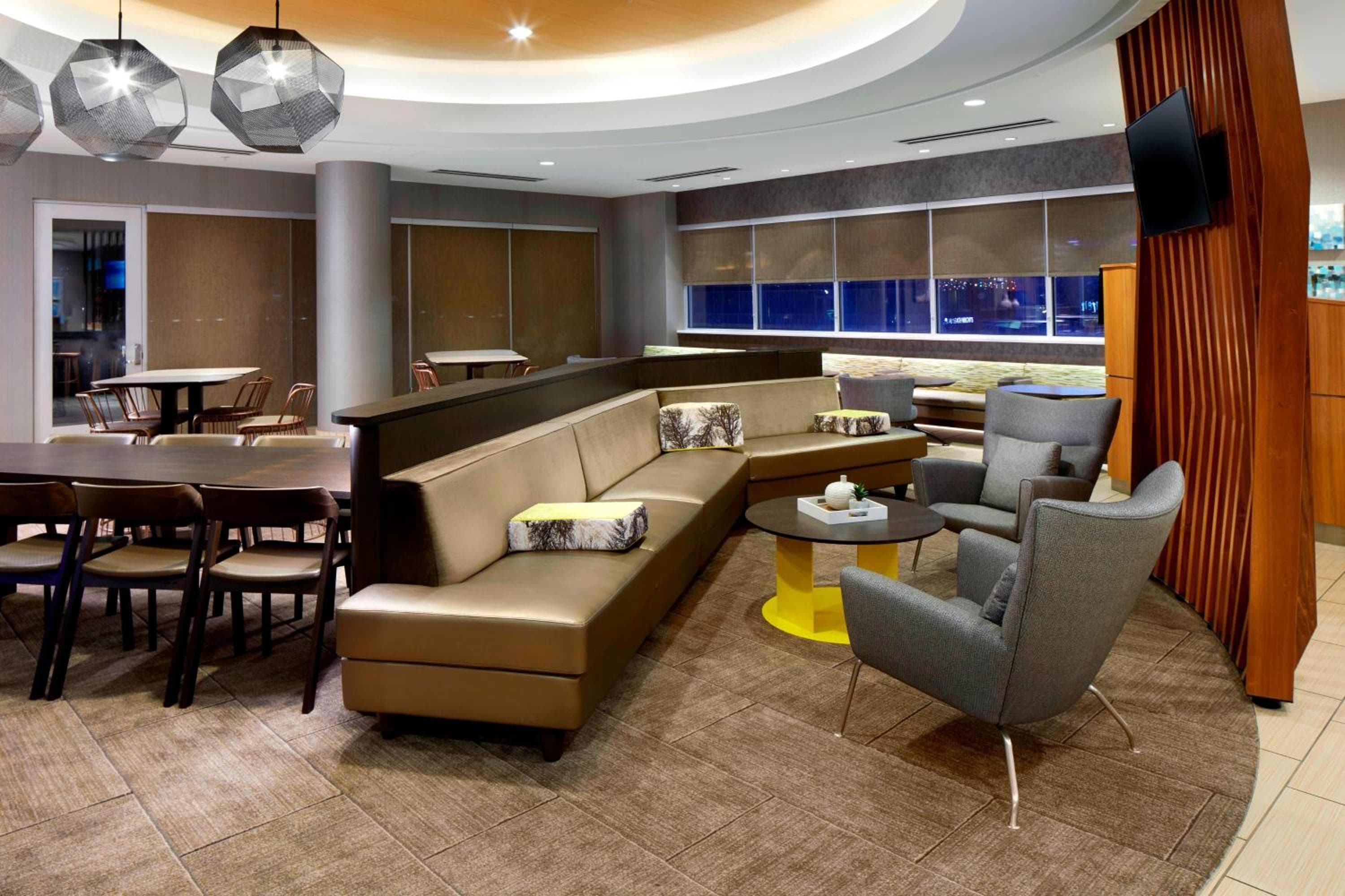 SpringHill Suites by Marriott Pittsburgh Bakery Square