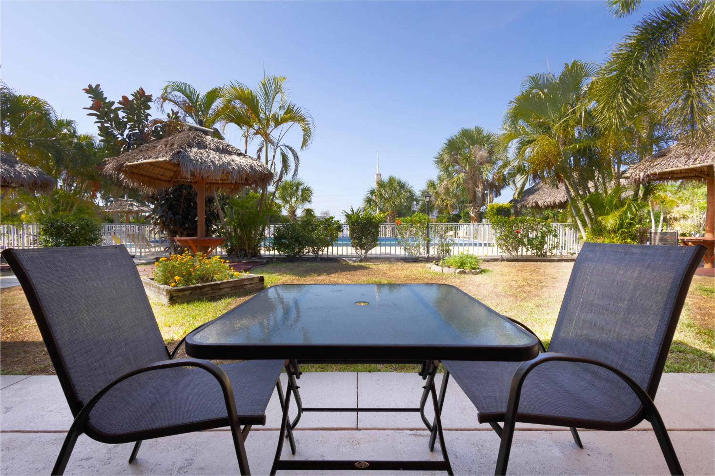 Warm Mineral Springs Motel
