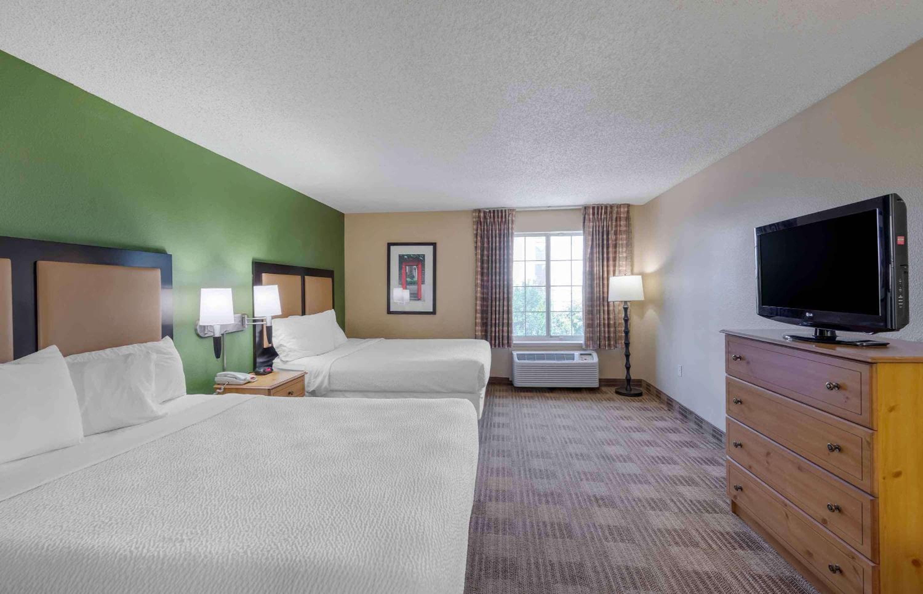 Extended Stay America Suites - Newark - Woodbridge