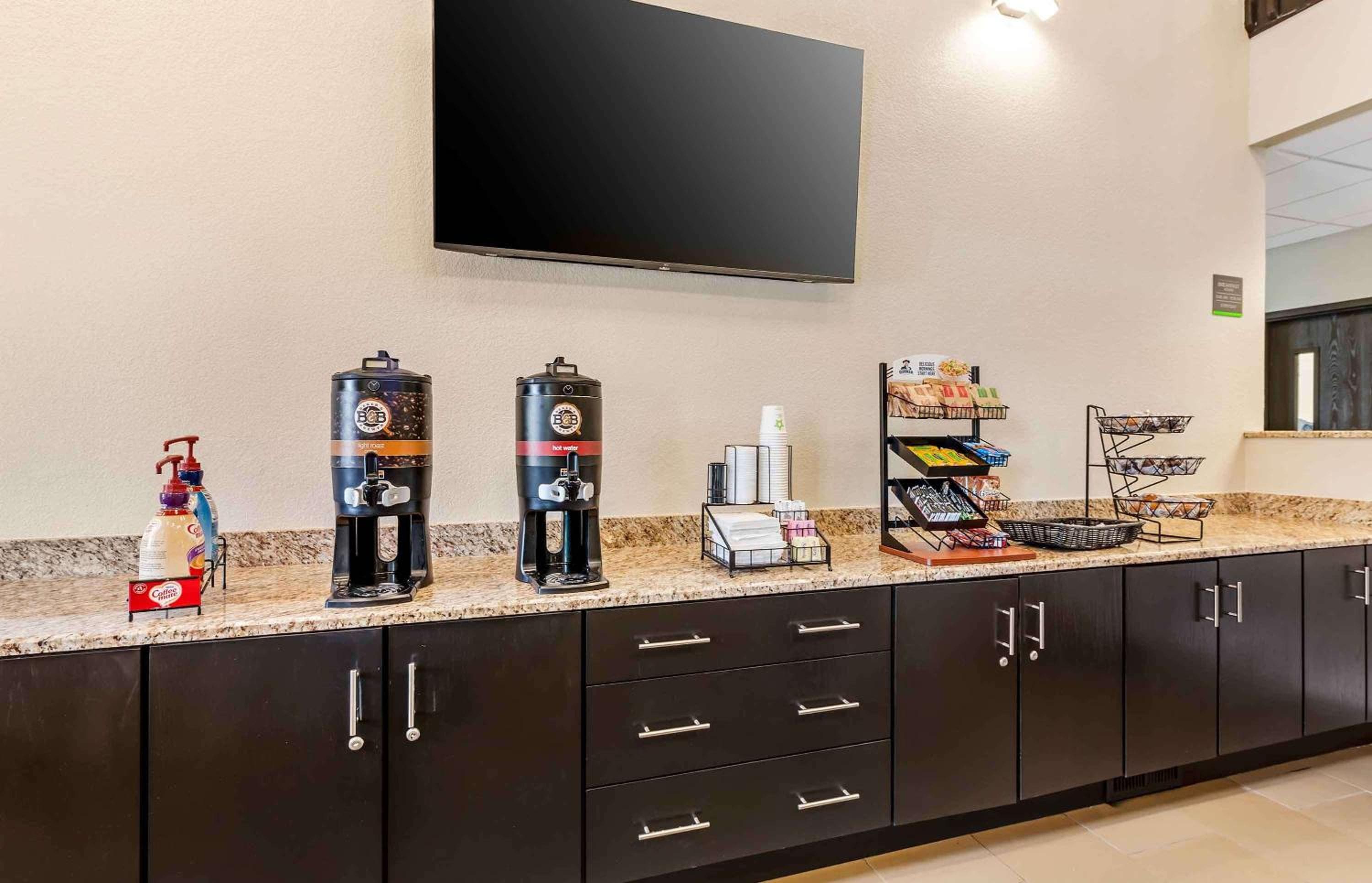 Extended Stay America Suites - Buffalo - Airport
