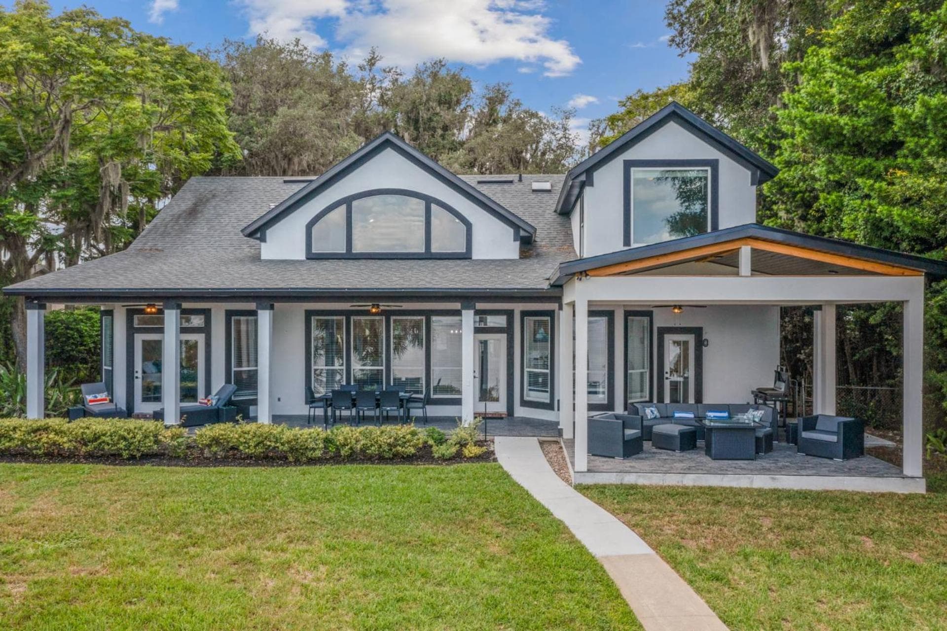The W River Retreat in Green Cove Springs, FL