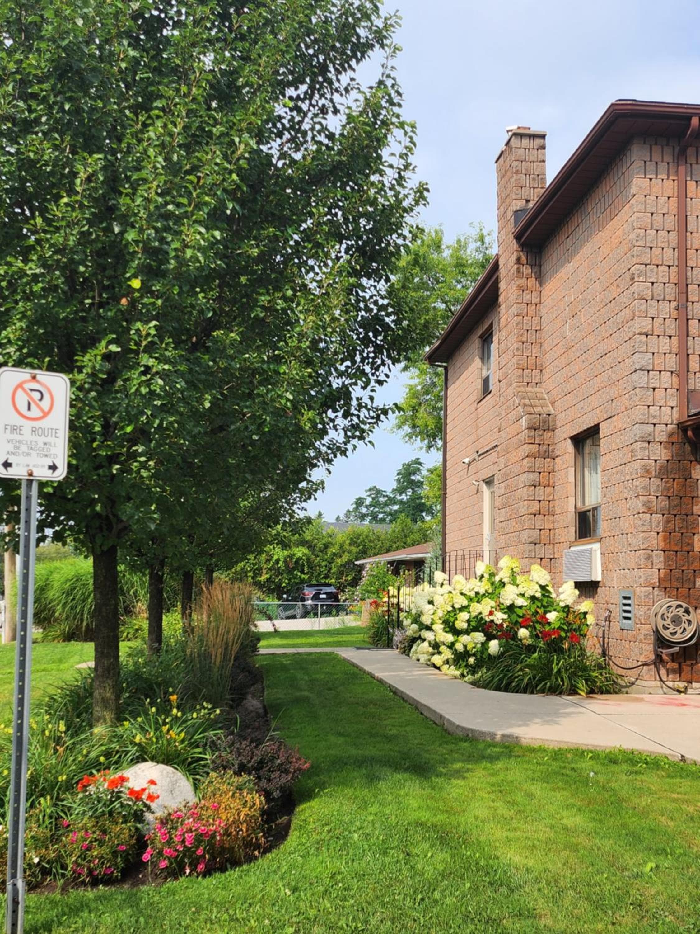Canadas Best Value Inn-Richmond Hill