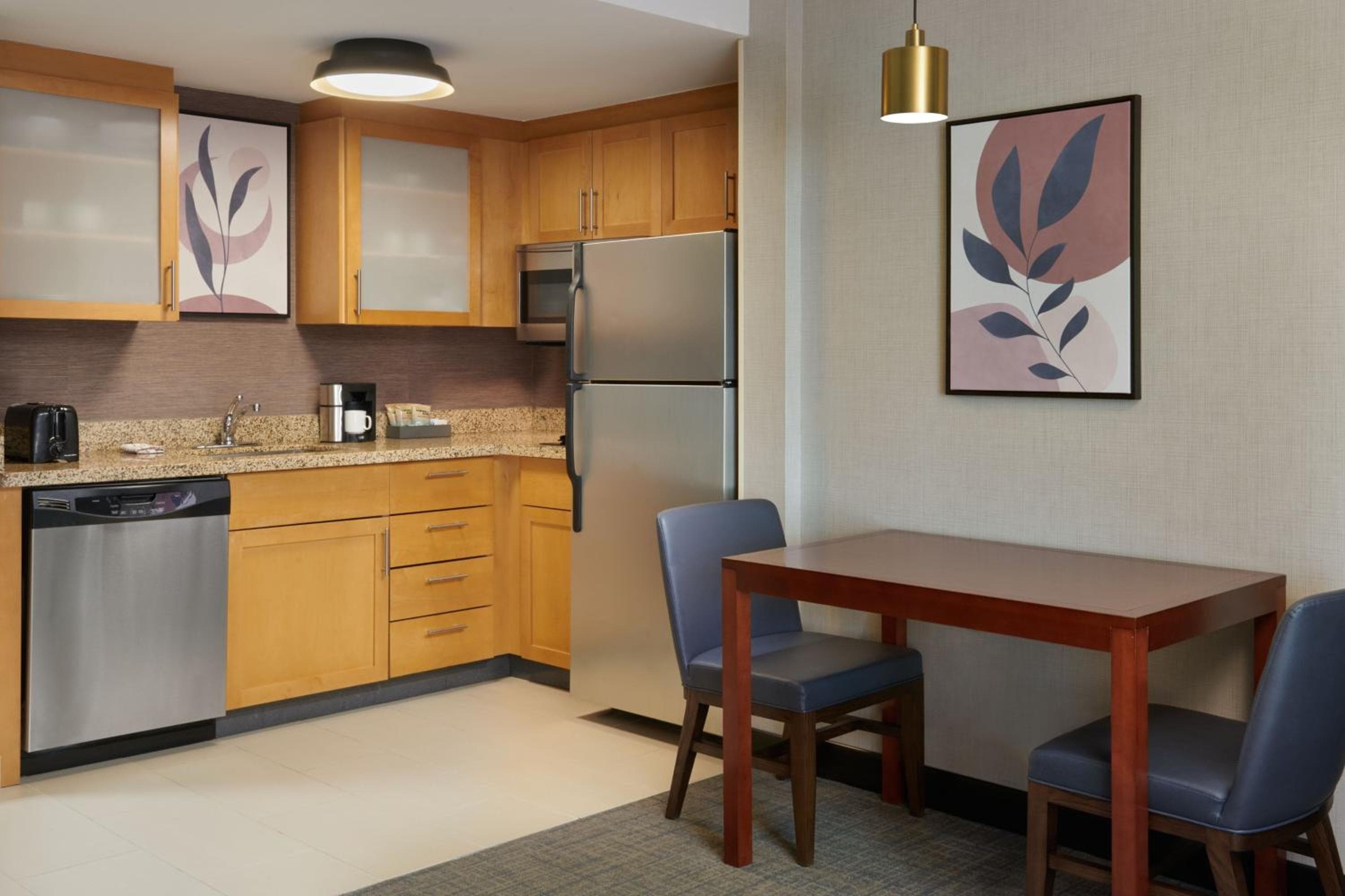 Residence Inn by Marriott Calgary Airport