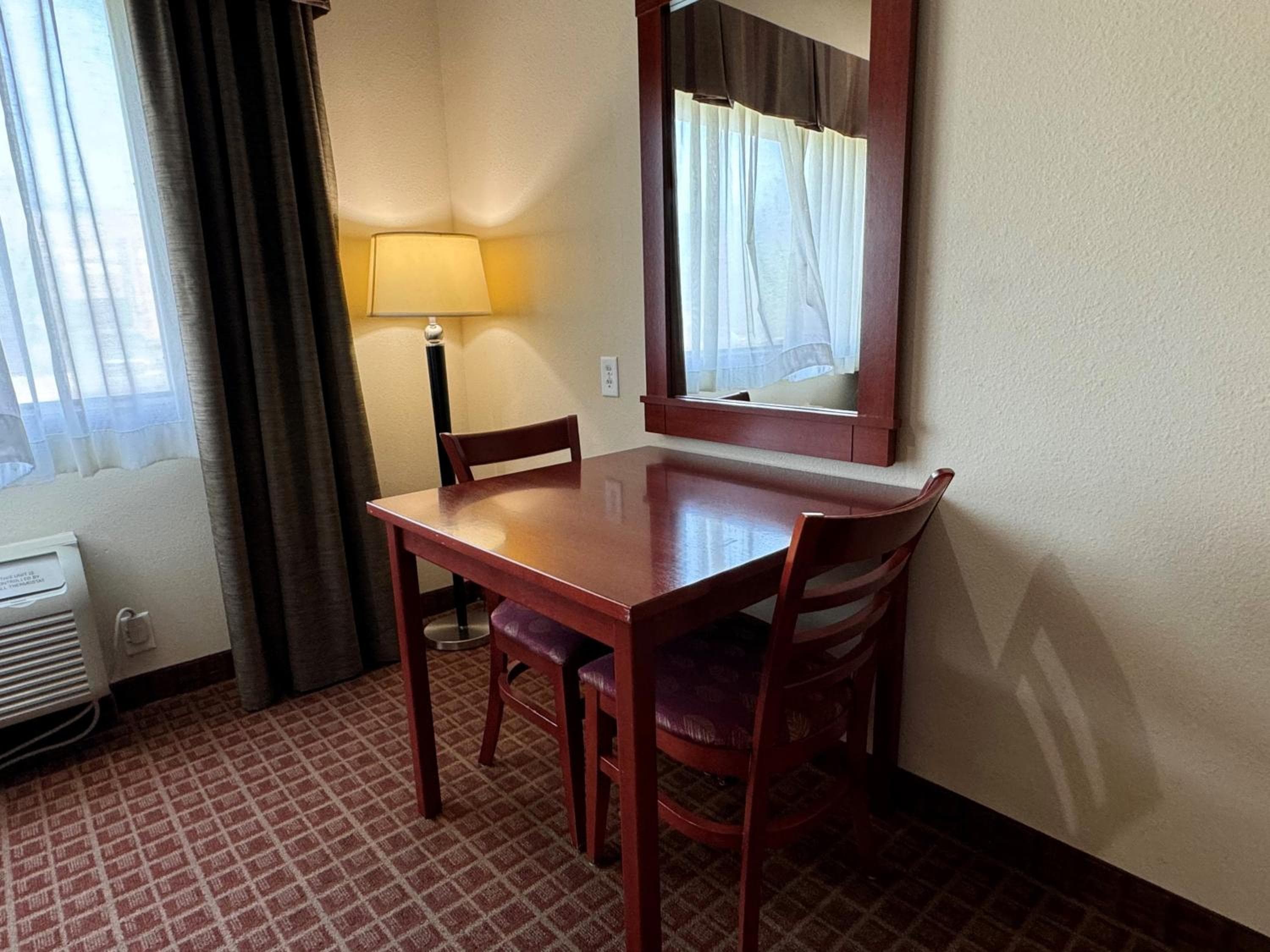 Ramada by Wyndham College Station