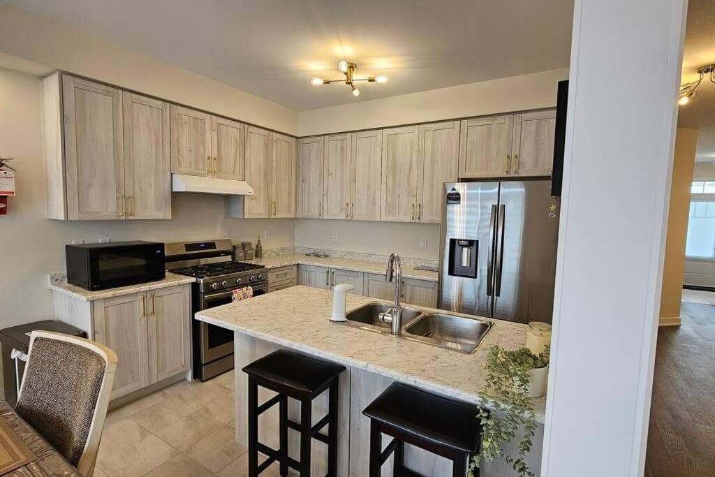 Welland Niagara Vacation Home licence# STR-289
