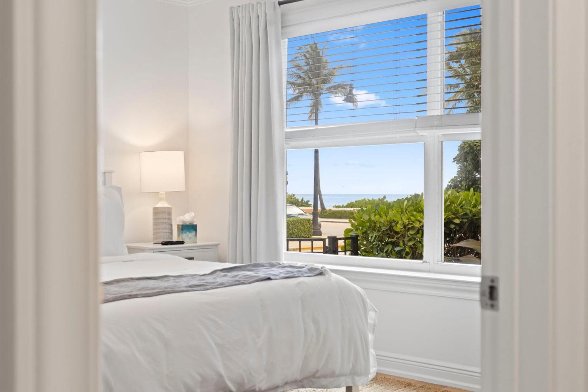 Boutique condo w oceanfront & concierge