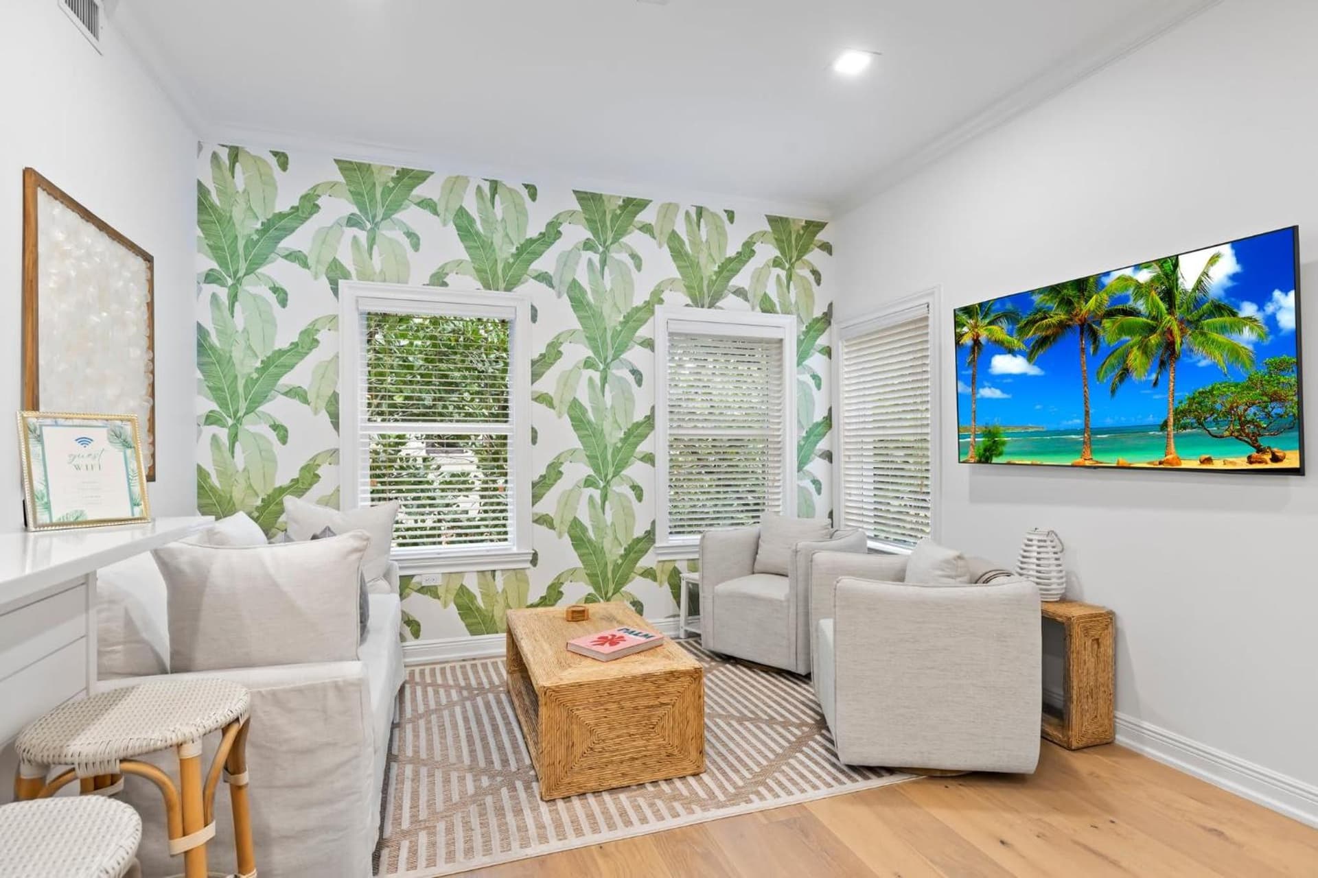 The Palm Beach House - Tropical