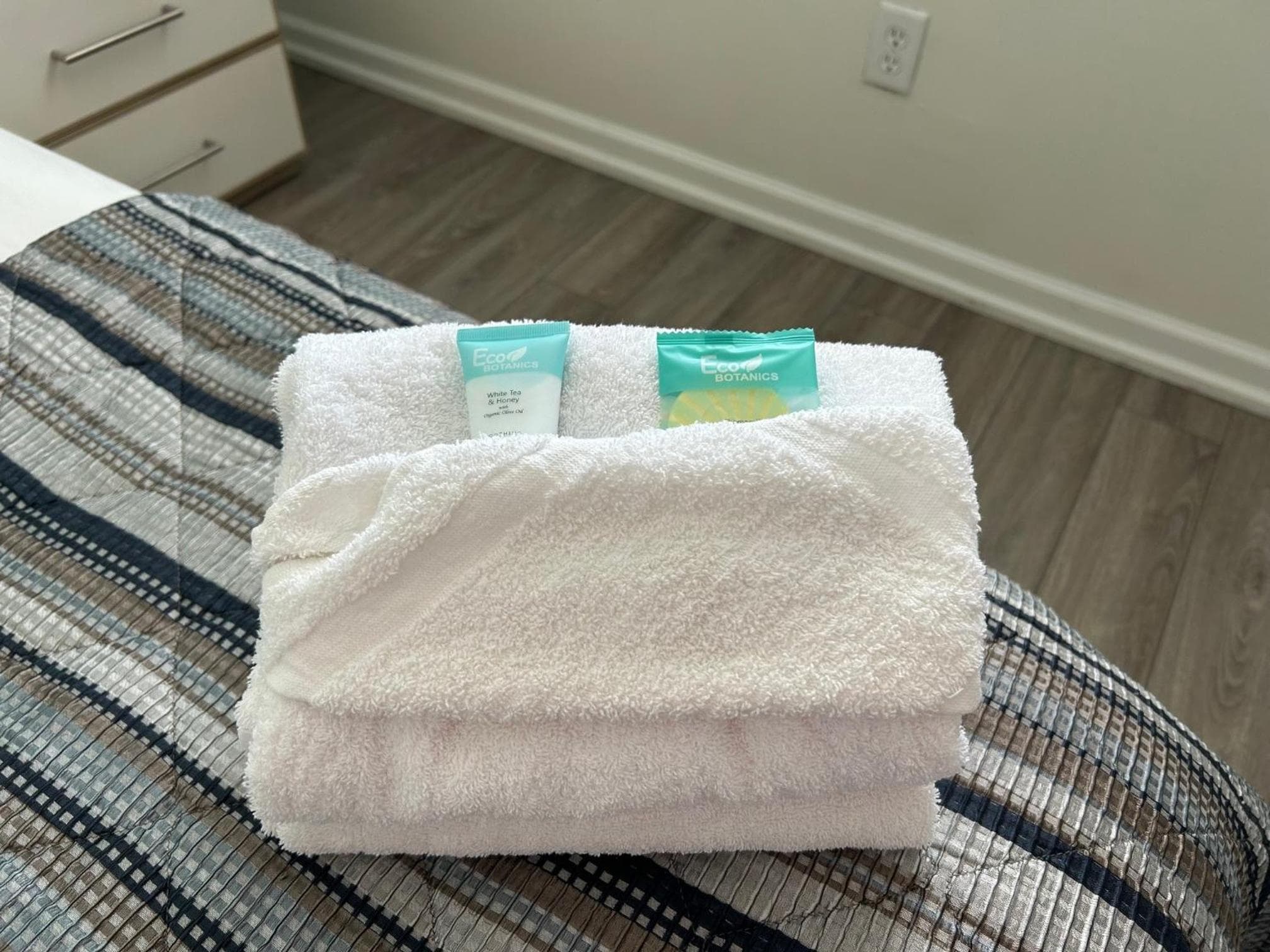 Esplanade Suites - A Sundance Vacations Property