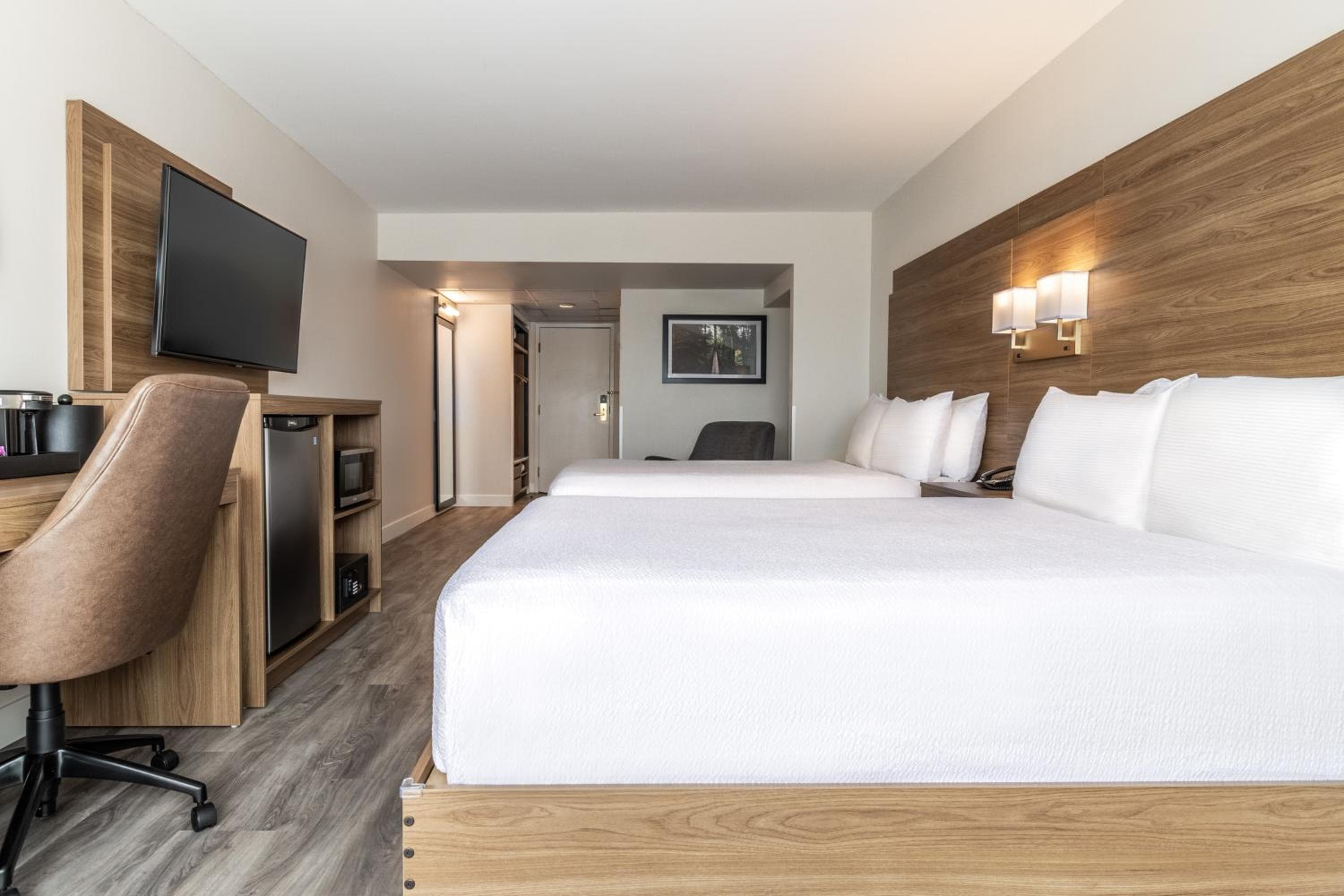 Atrium Hotel Vancouver