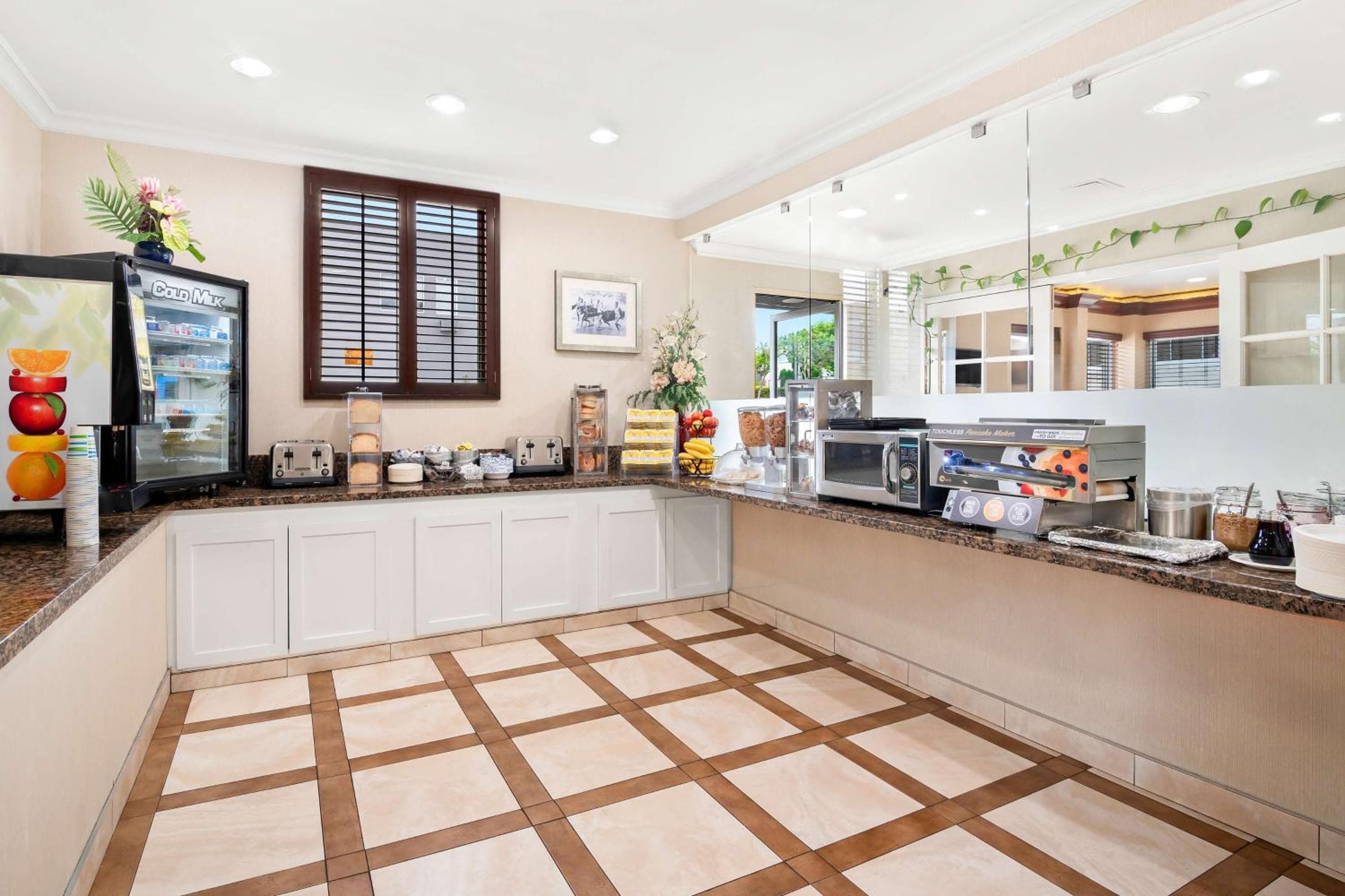 SureStay Hotel by Best Western Santa Monica
