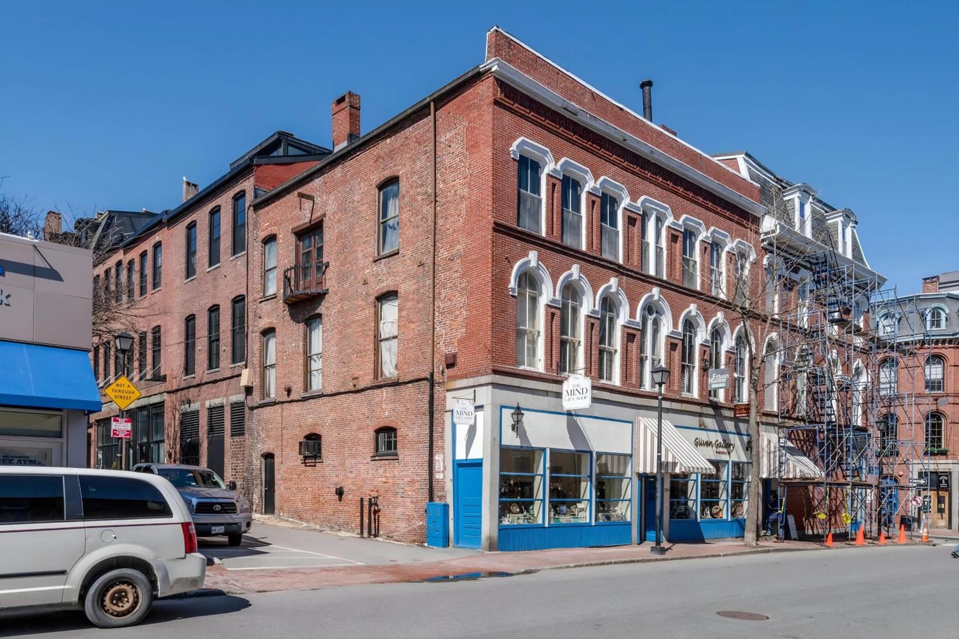 Charming Old Port 2BR, Steps to Waterfront