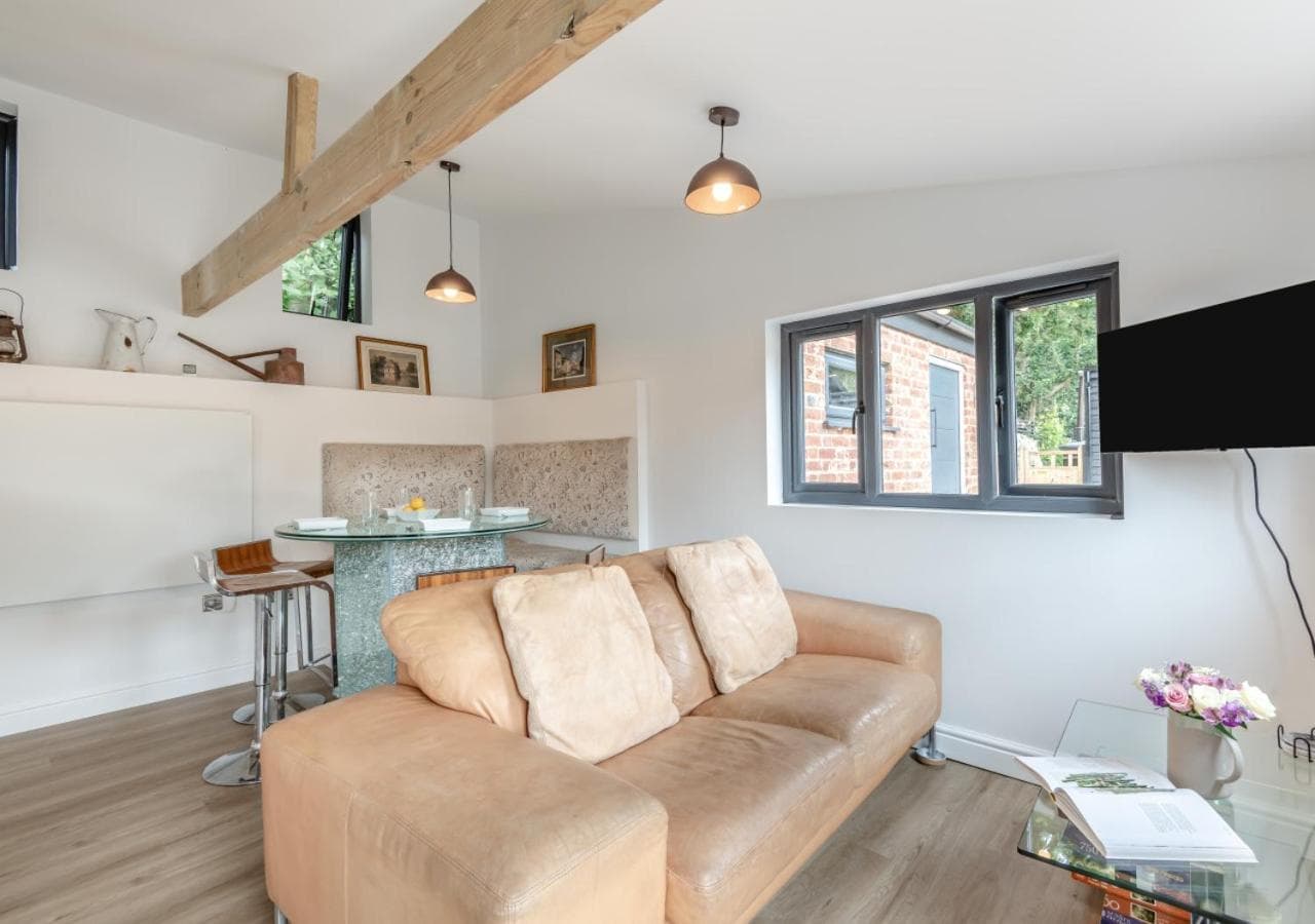 The Goat Shed - West Farleigh