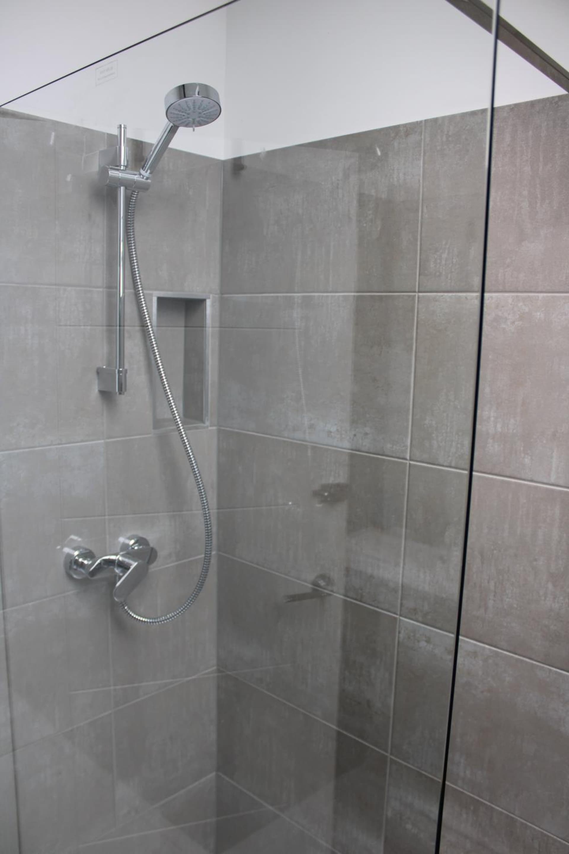White House apartment, Staines upon Thames