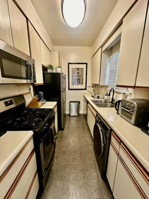 Designer 2 Bedroom Apt Beverly Hills-Rodeo Drive
