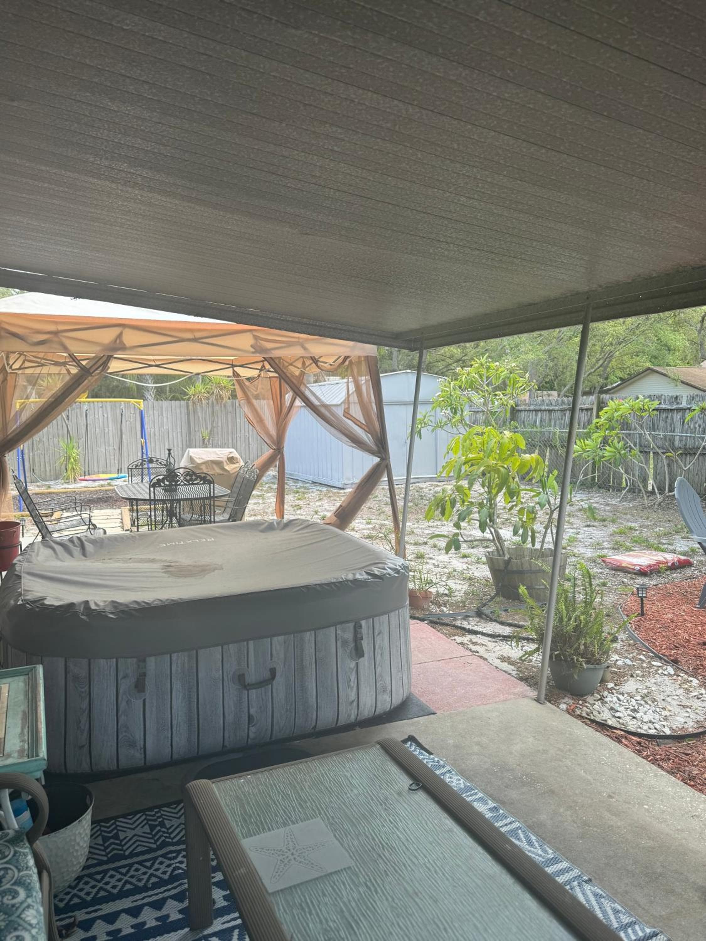 Coastal Cottage Beach retreat jacuzzi firepit