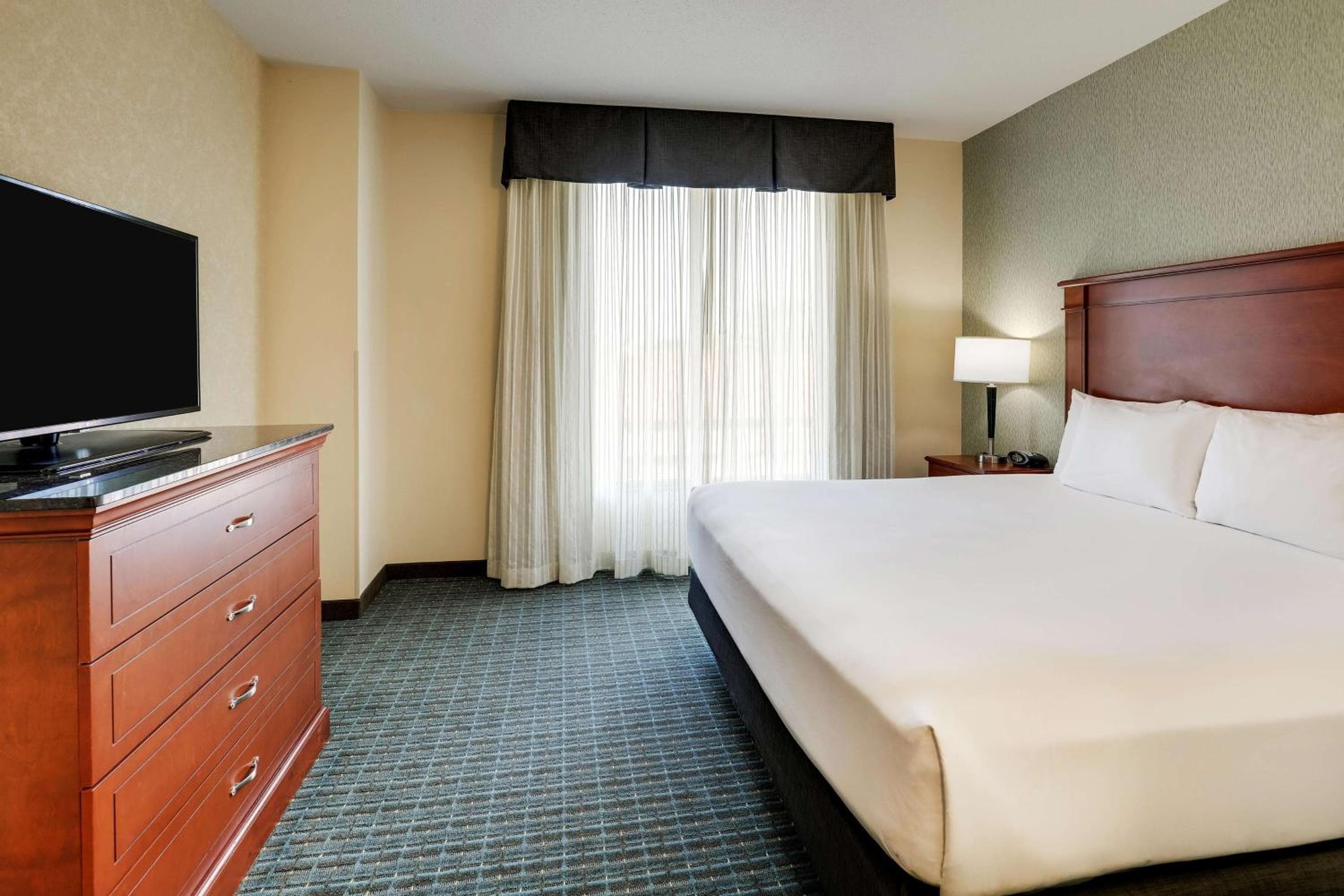Drury Inn & Suites Grand Rapids