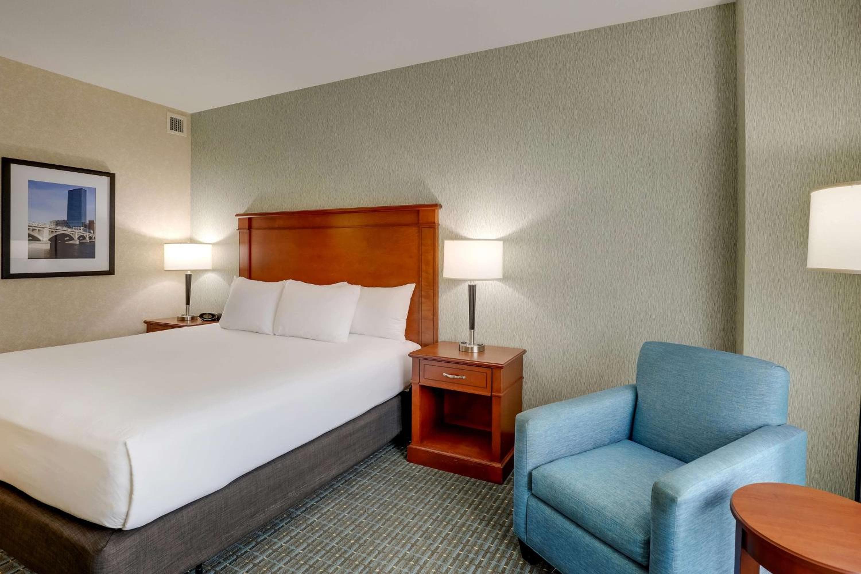 Drury Inn & Suites Grand Rapids