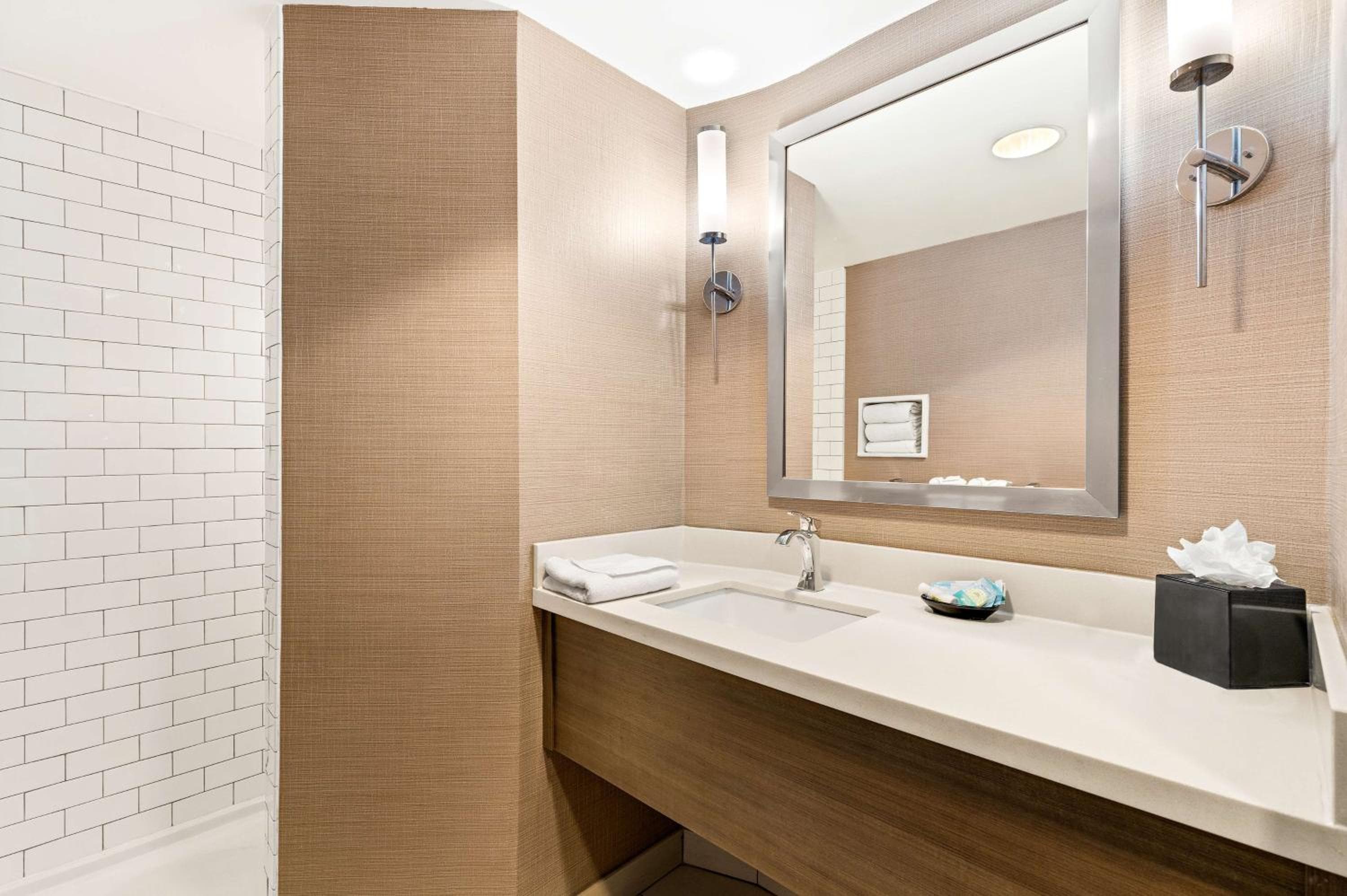 Sonesta Anaheim Resort Area