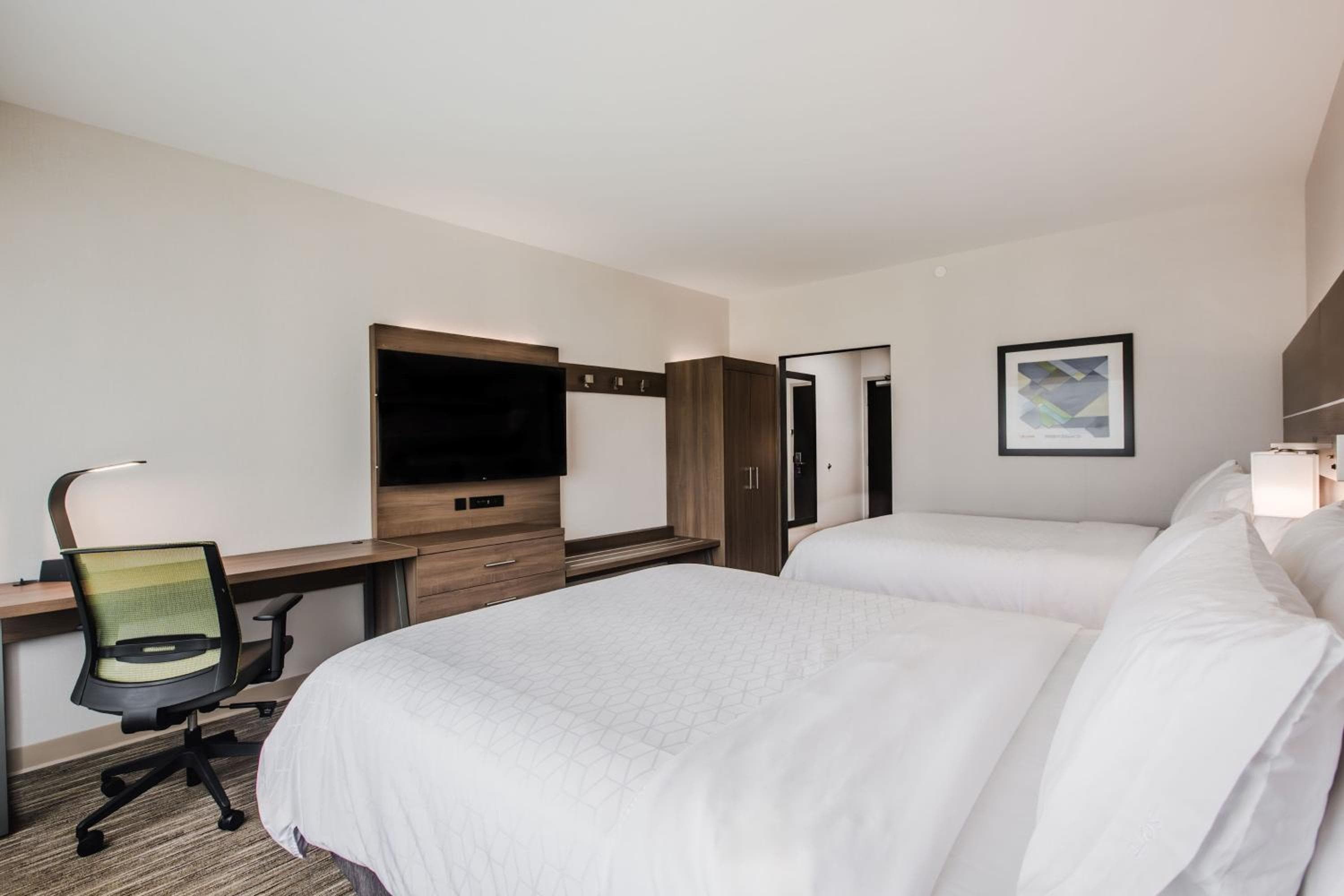Holiday Inn Express & Suites Welland