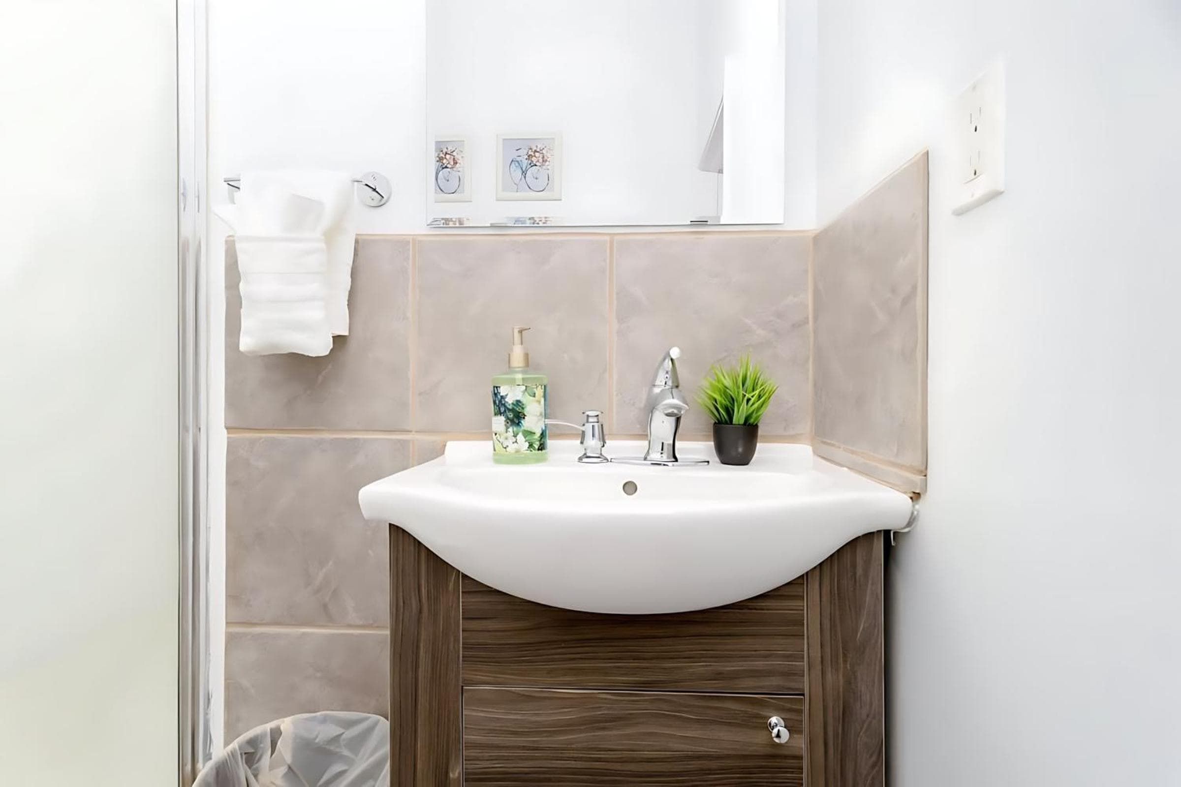 Kensington Market Apartment