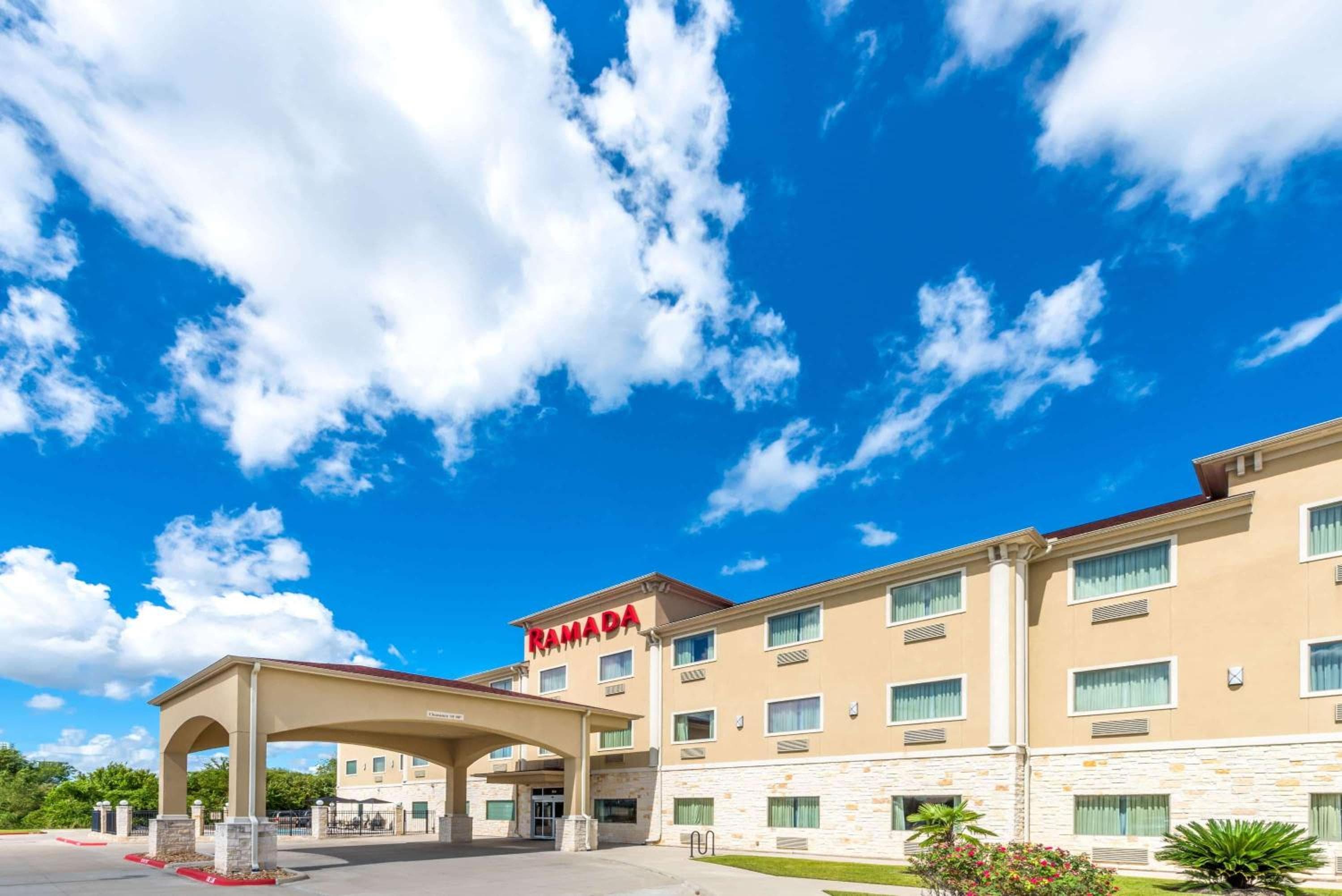 Ramada by Wyndham College Station
