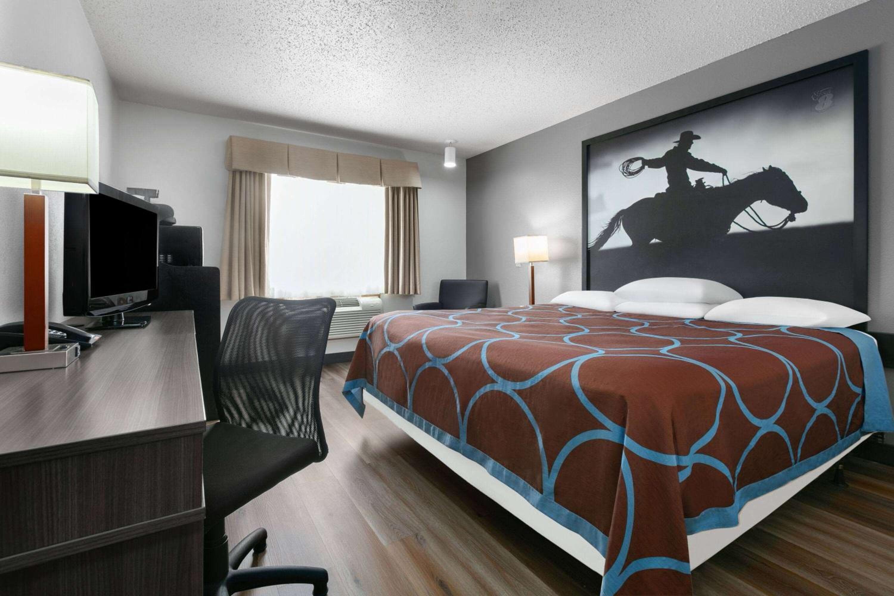 Super 8 by Wyndham Grapevine/DFW Airport Northwest
