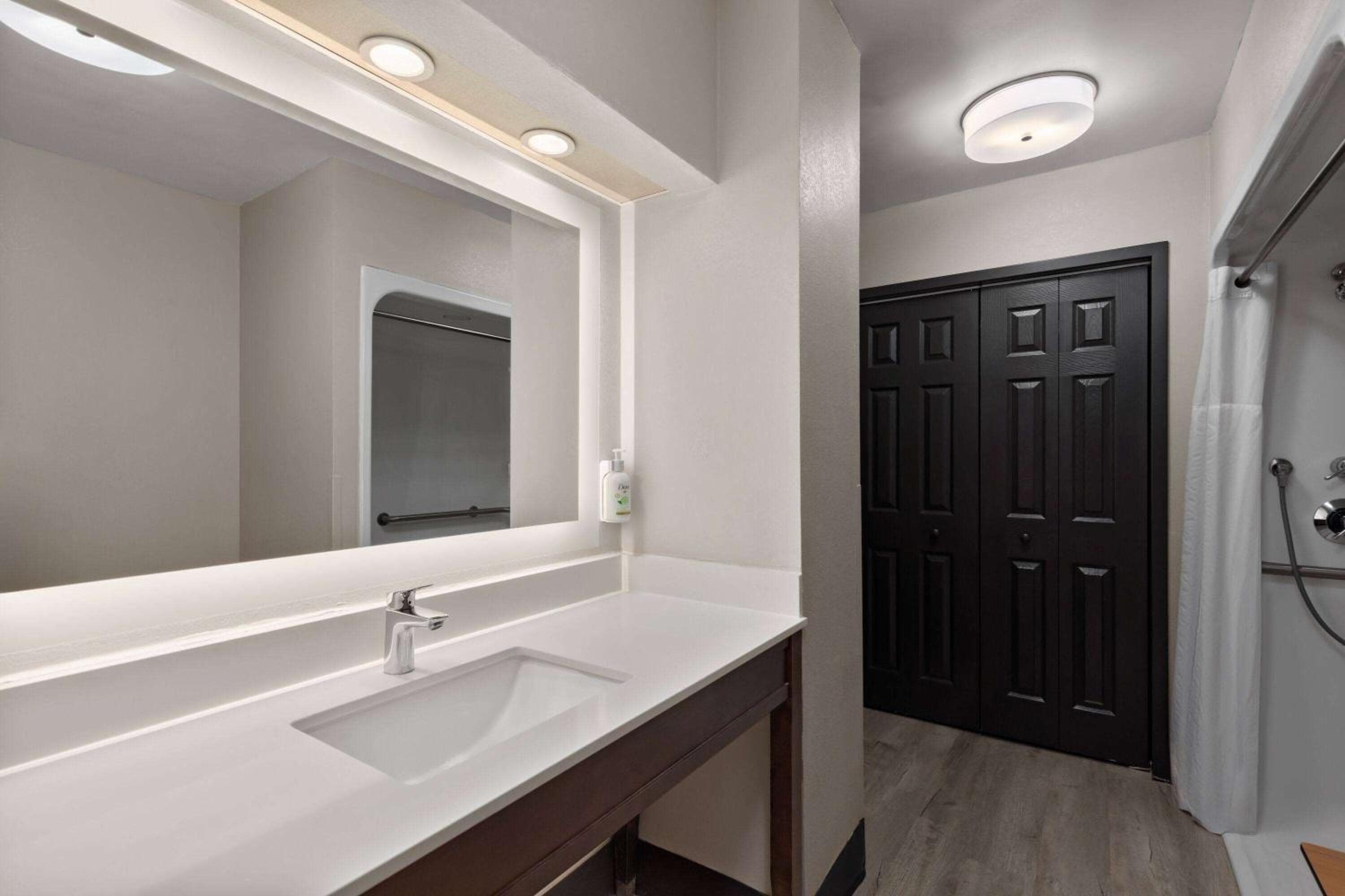 La Quinta by Wyndham Goodlettsville - Nashville