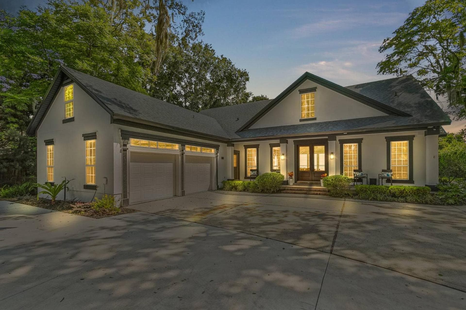 The W River Retreat in Green Cove Springs, FL