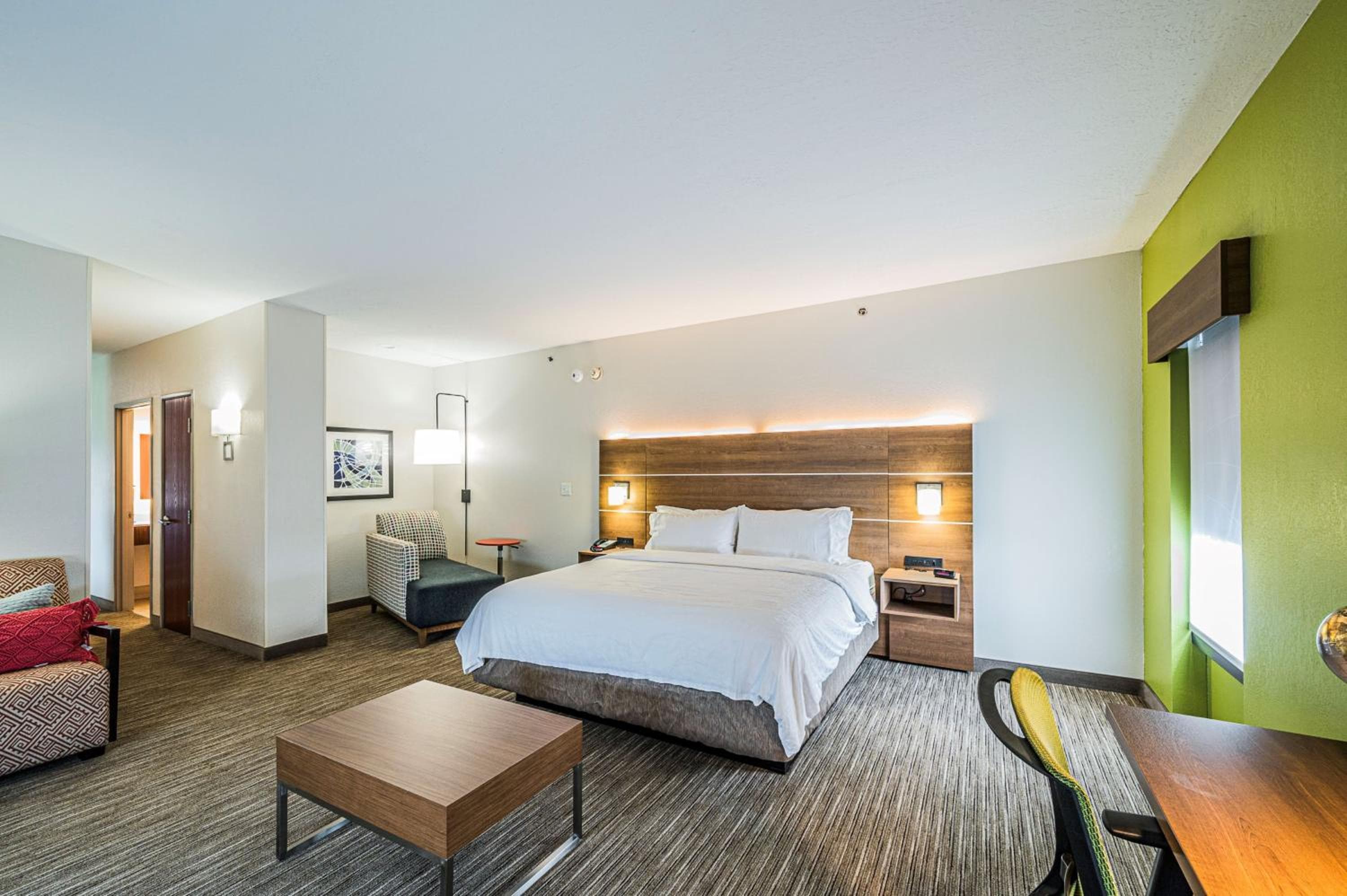 Holiday Inn Express Hotel & Suites Franklin by IHG