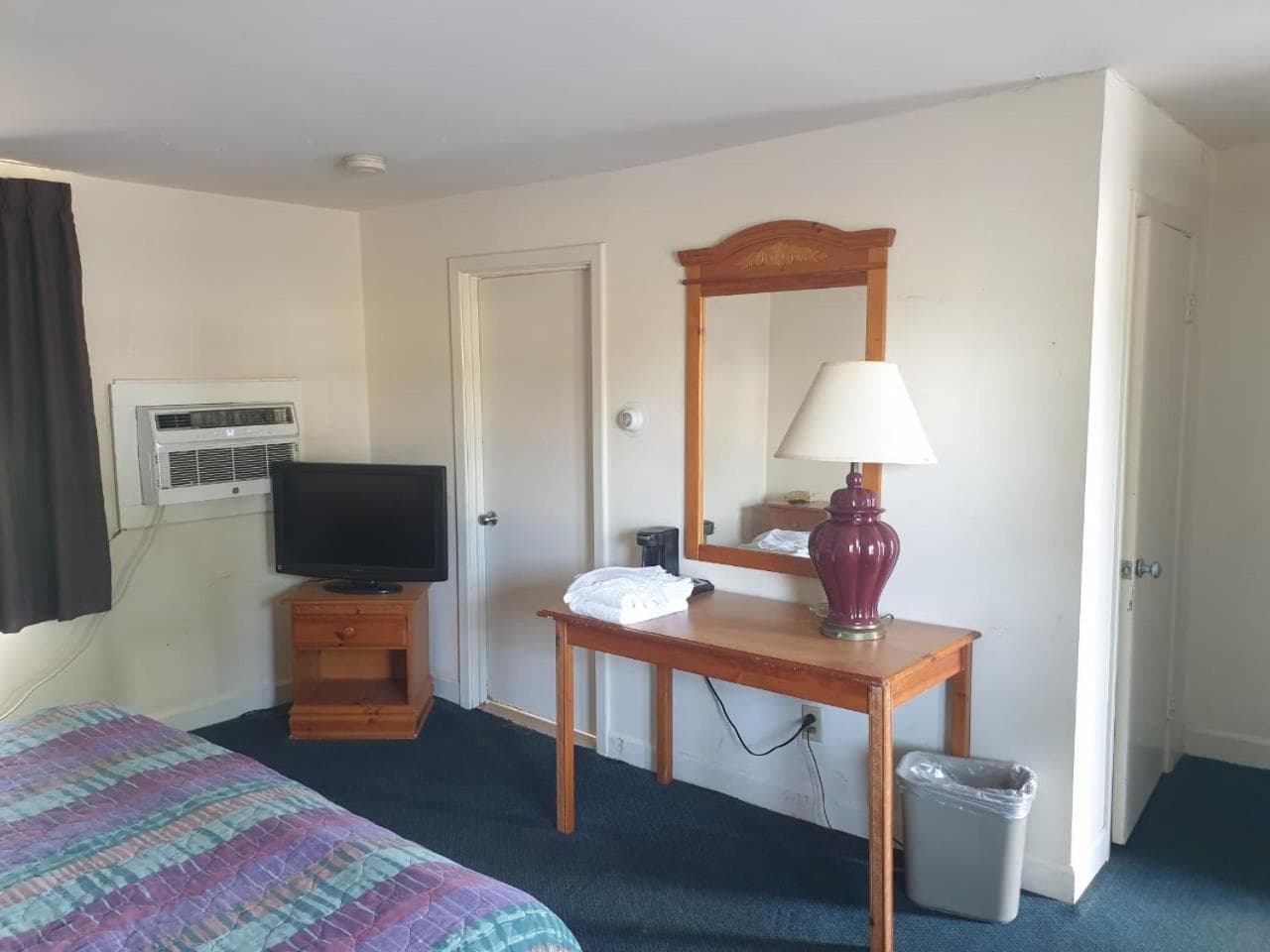 Town & Country Inn