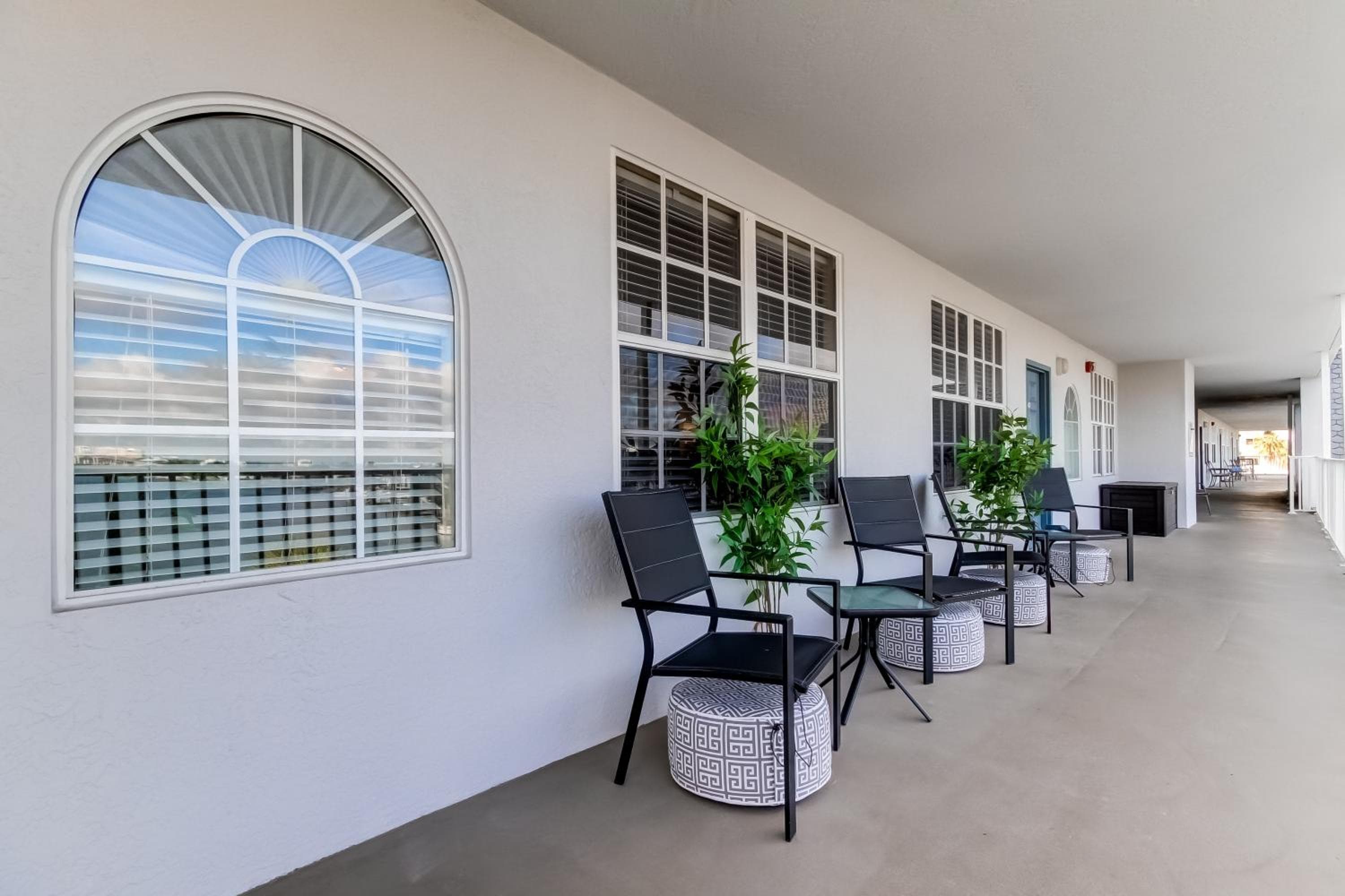 Dockside Condominiums - Water View Unit 402