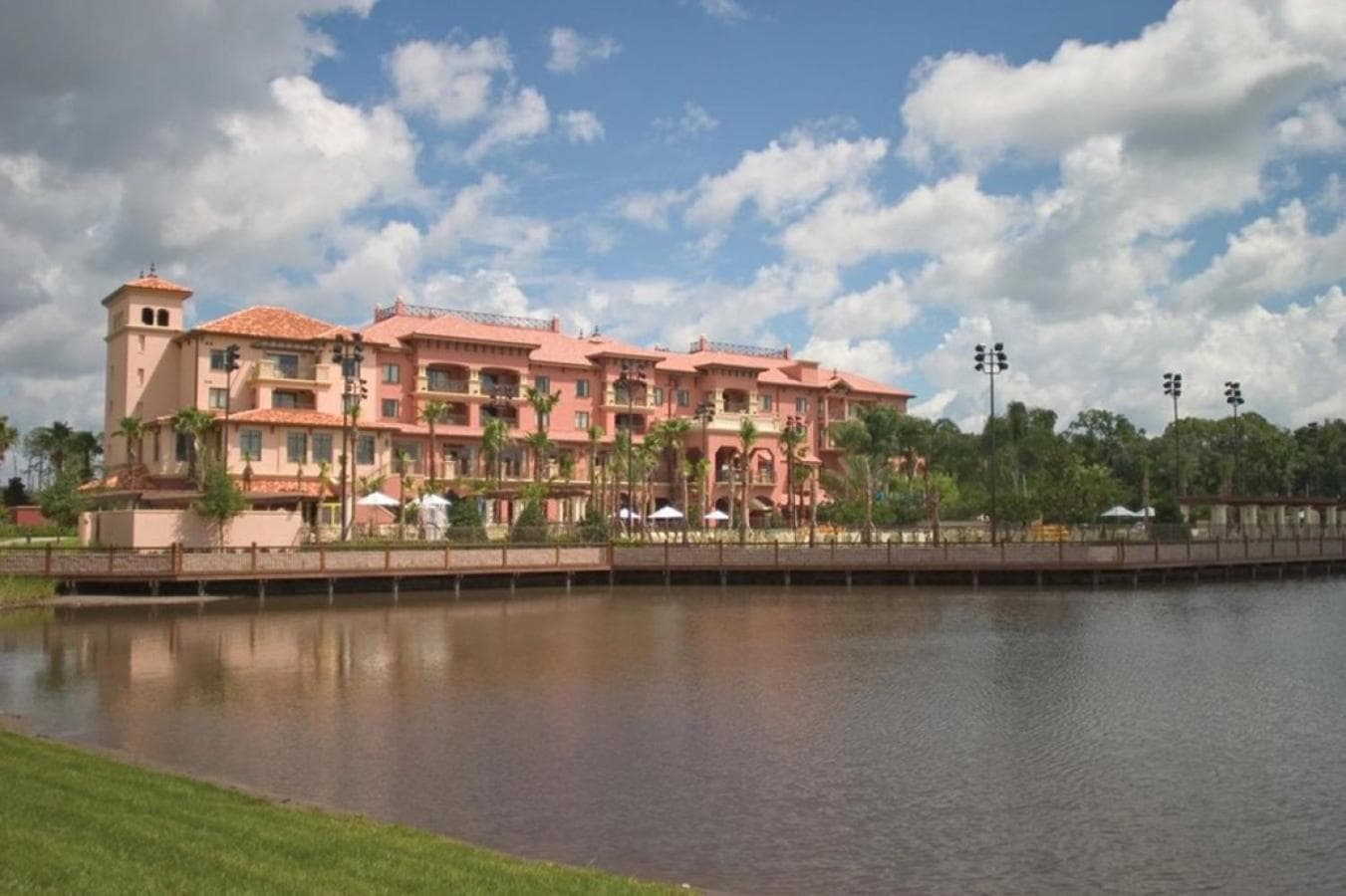 Beautiful Resort in Bonnet Creek 2BD Deluxe near Walt Disney World