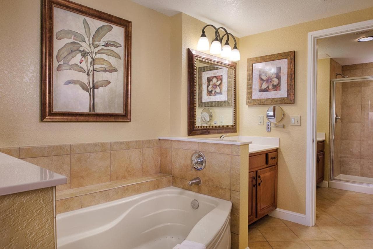 Beautiful Resort in Bonnet Creek 2BD Deluxe near Walt Disney World