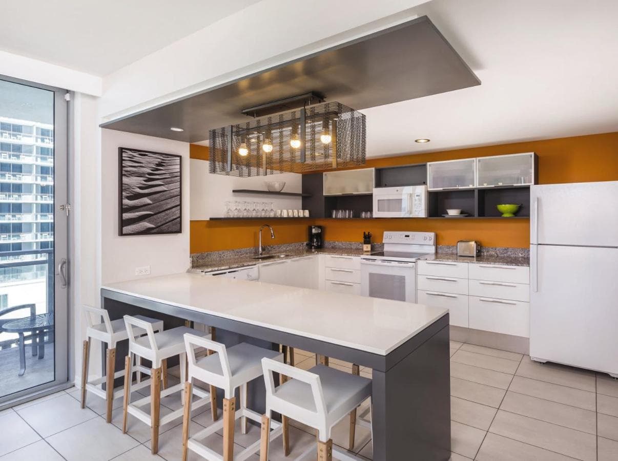 Beautiful Resort in Clearwater Beach - 2BD