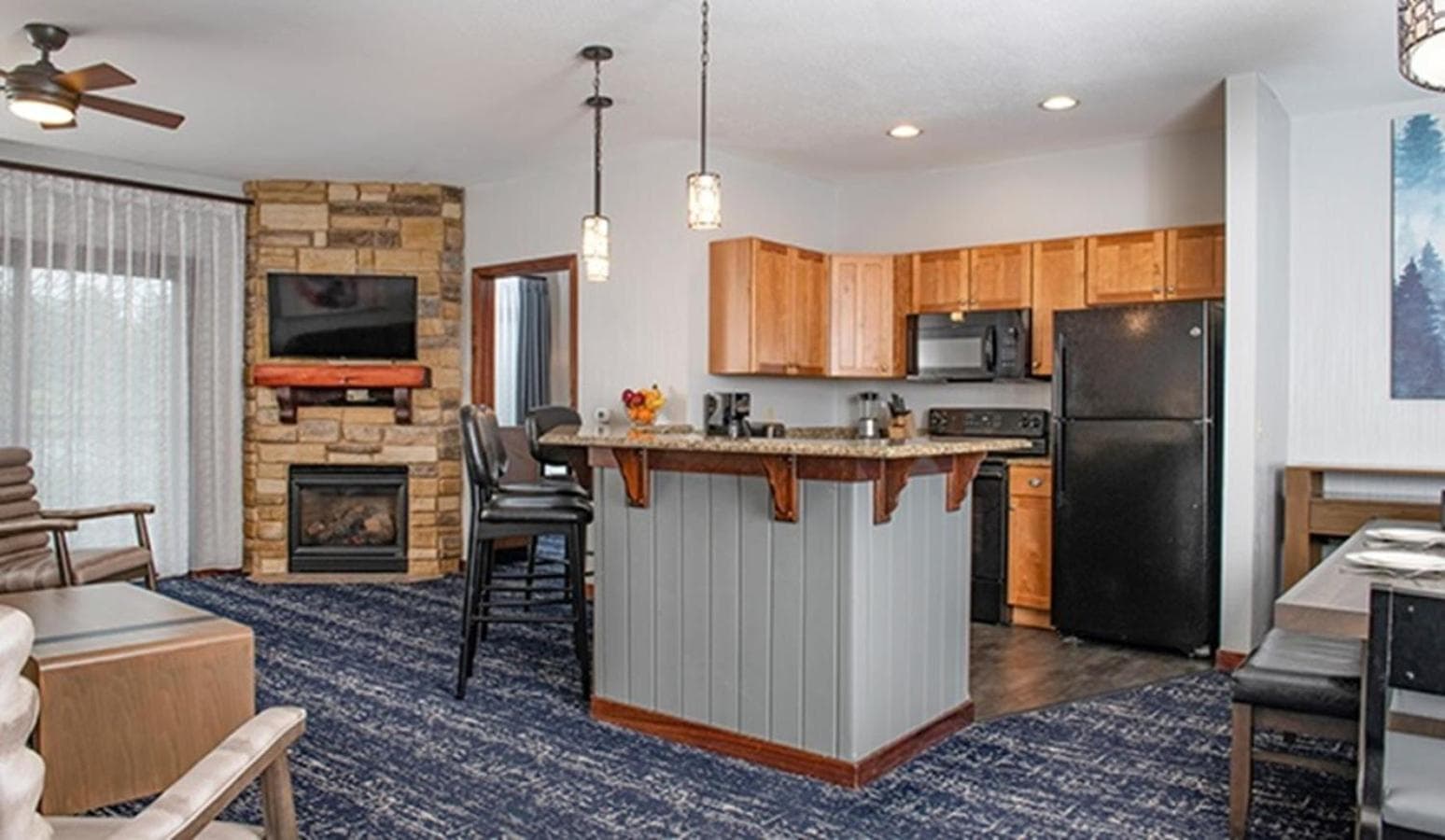 Beautiful Resort in Glacier Canyon 1BD Deluxe near Circus World