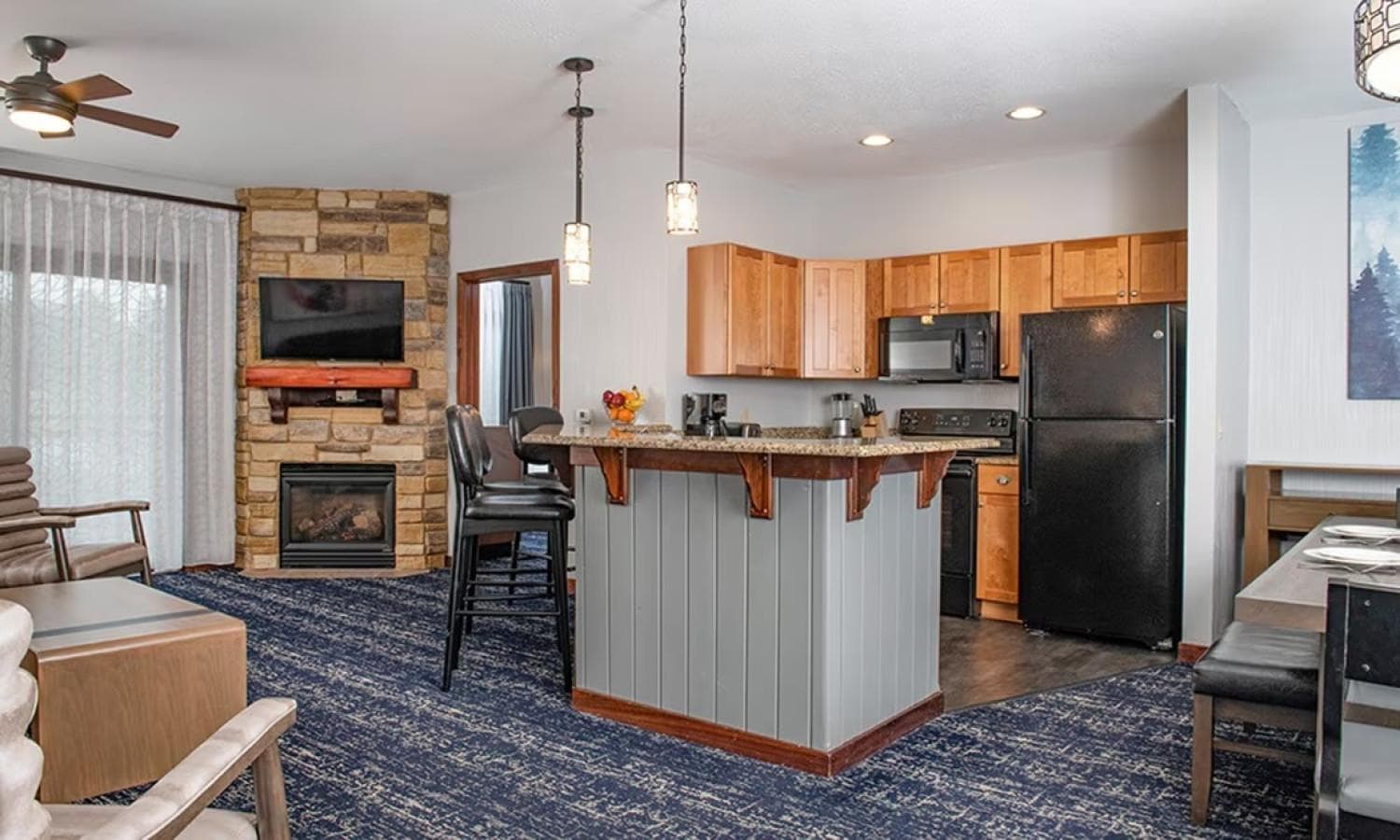 Beautiful Resort in Glacier Canyon 2BD Deluxe near Circus World